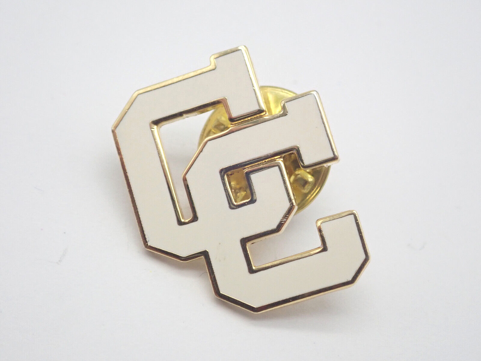 CC Cross Country Gold Tone Vintage Lapel Pin