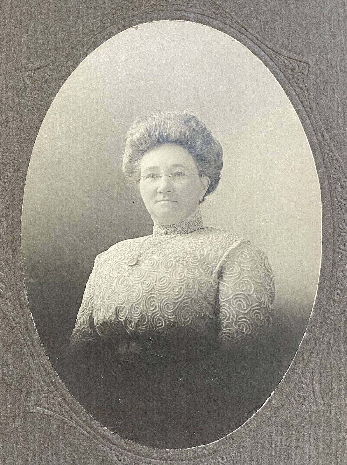New Hampshire Older Woman with Glasses Antique Photo Portrait Cabinet Card