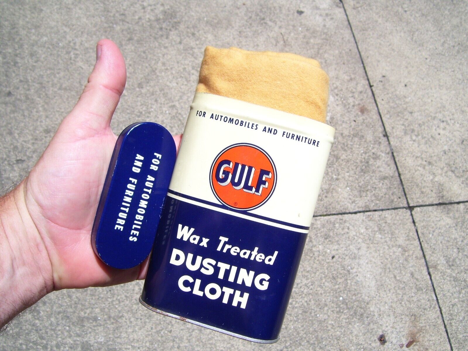 1950\'s Vintage nos Original GULF oil wax treated dusting cloth can auto service