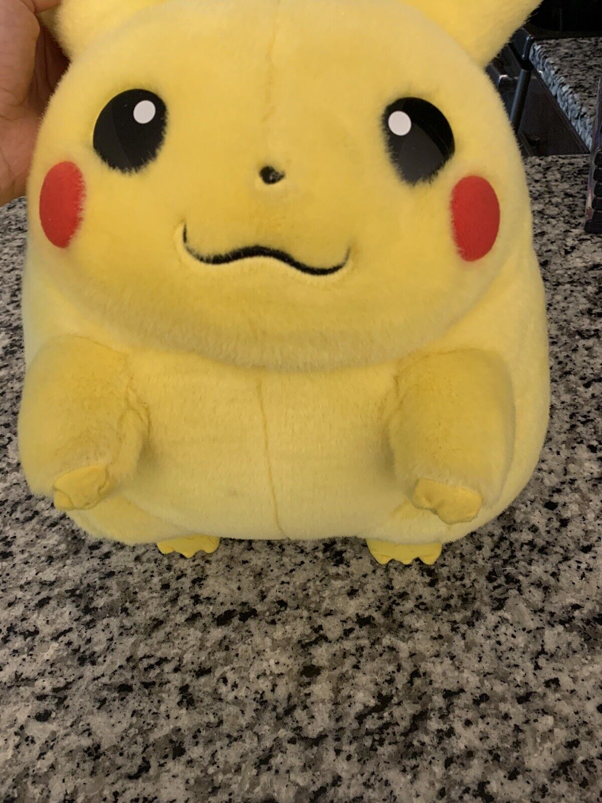 1999 Pokémon Pikachu Jumbo Plush Toy 16\
