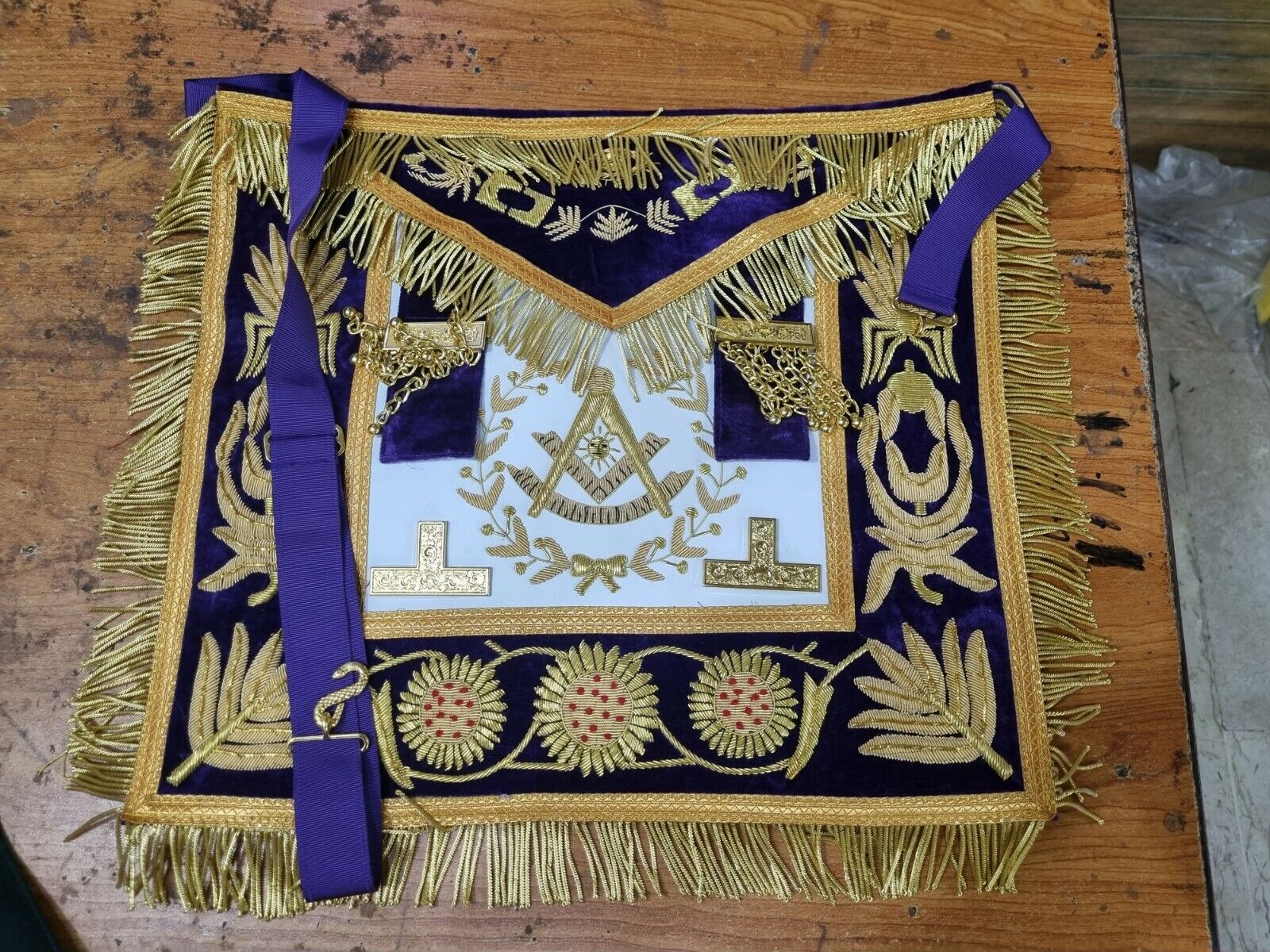 Masonic Regalia Grand Lodge Past Master Apron Purple/Gold Hand Embroidered