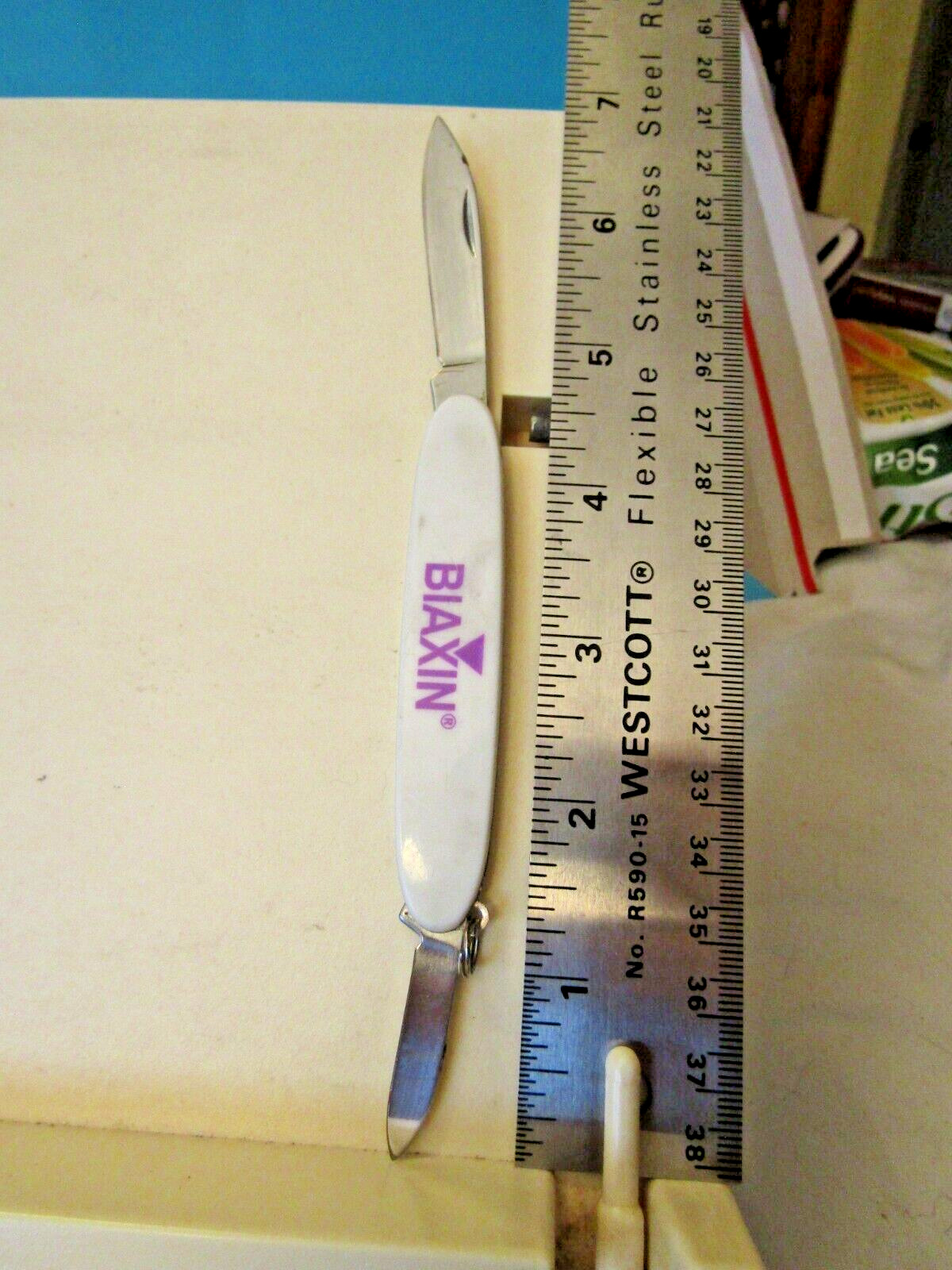 c1990 BIAXIN medical logo pocket knife VG 2 blades main 1.75\