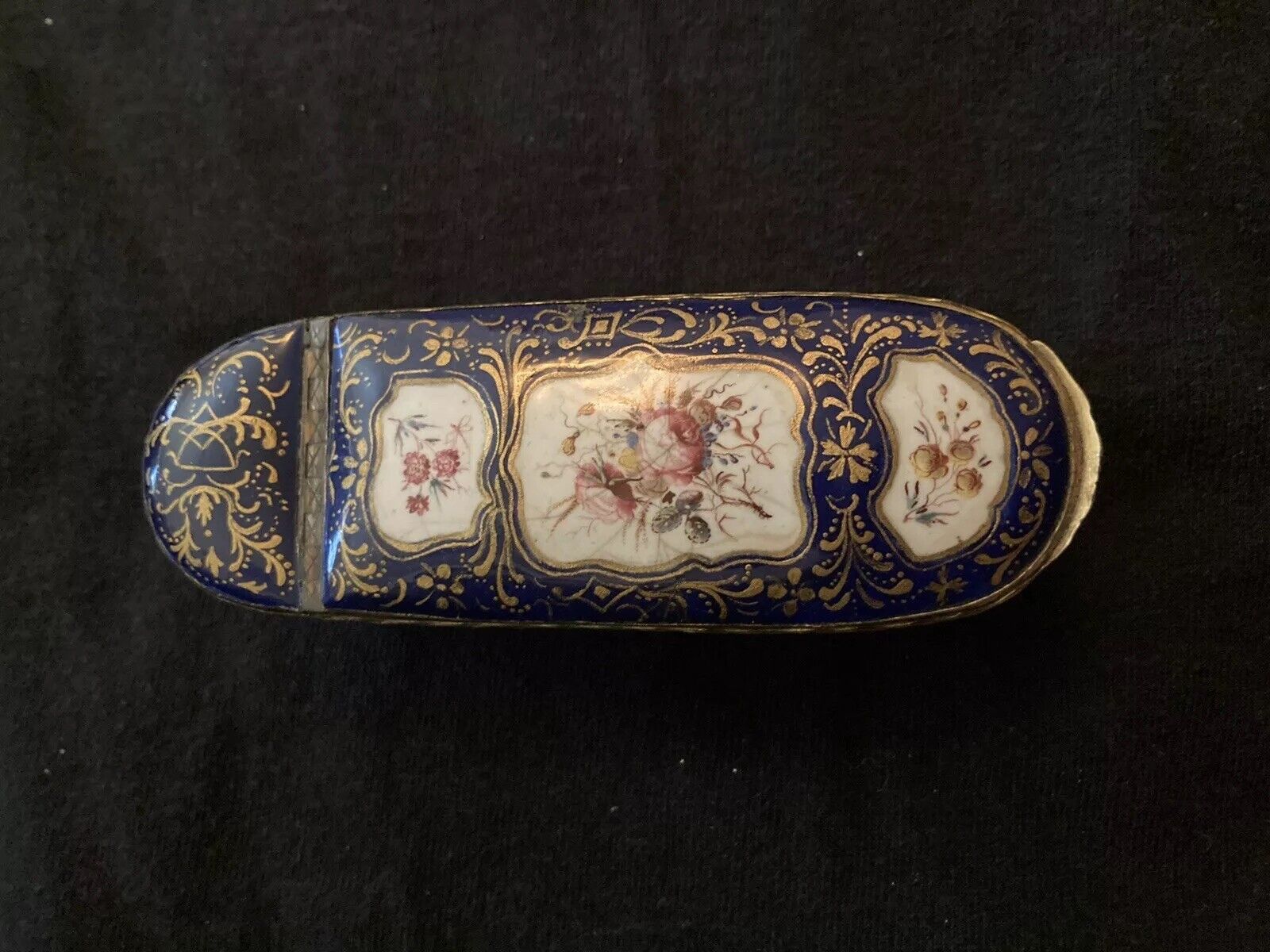 Rare And Large Late 18th c. Staffordshire Enamel Snuff Box