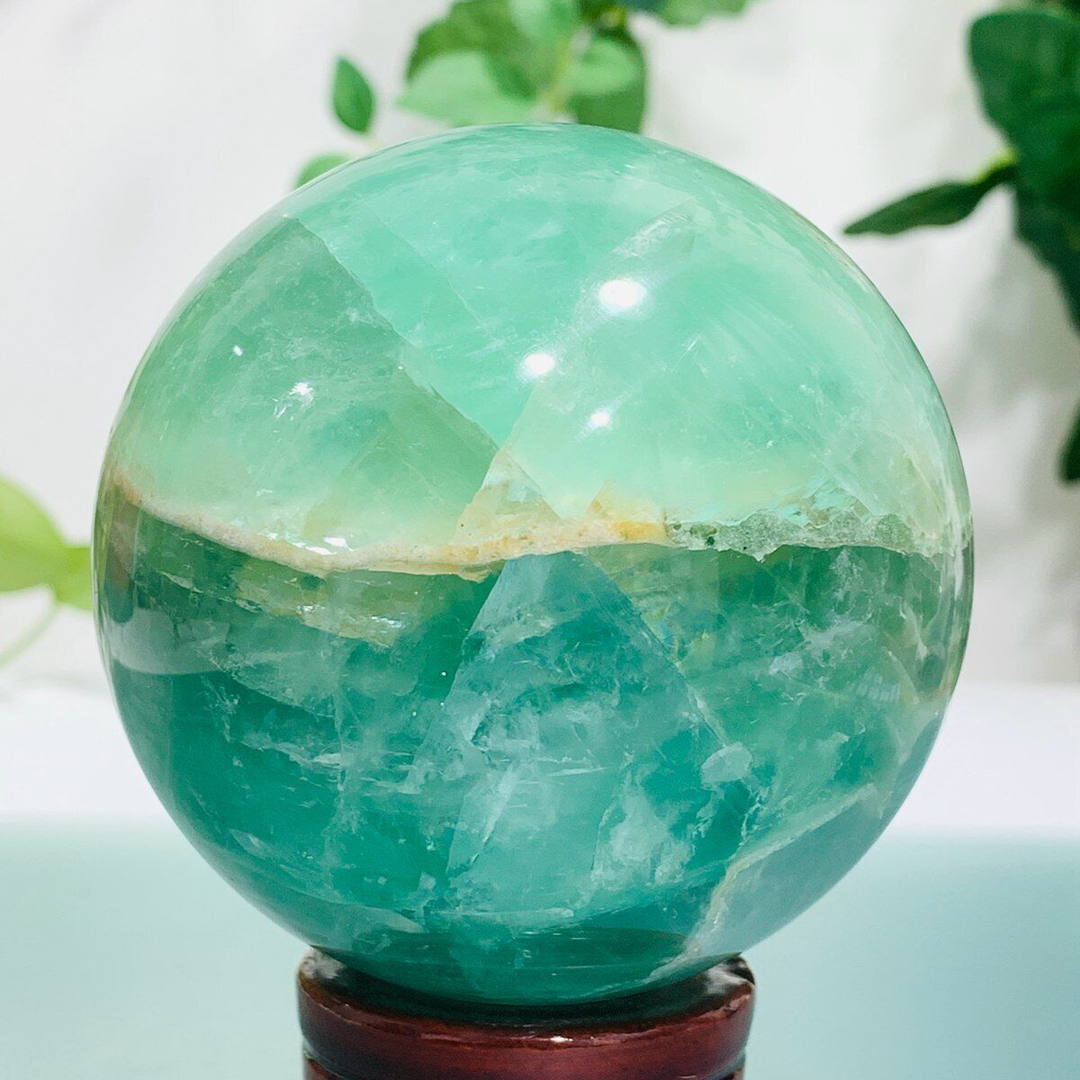 861g Natural Green Fluorite Quartz Sphere Crystal Ball Reiki Healing Decoration
