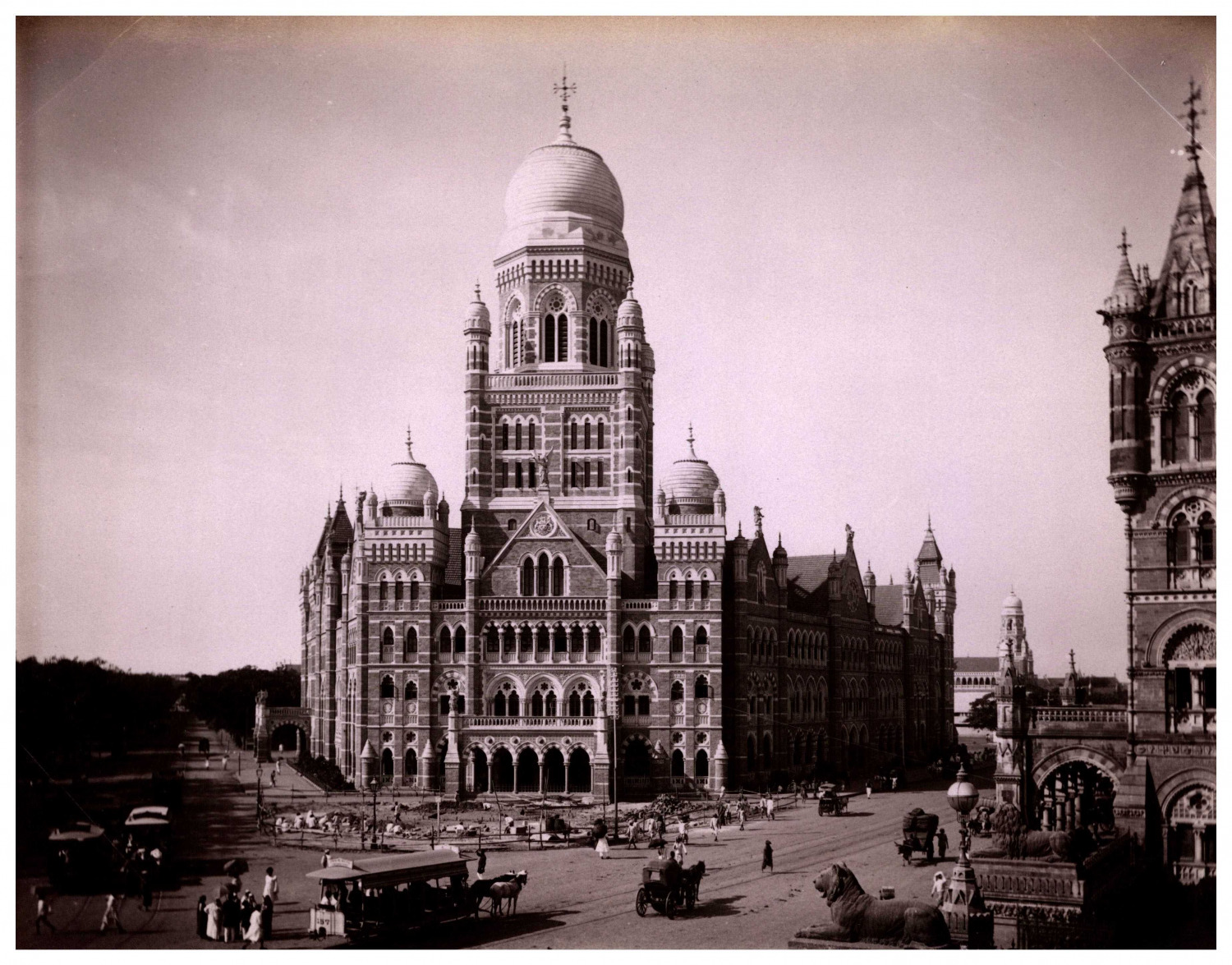 India, Bombay, City Building Vintage Albumen Print Albumin Print 1