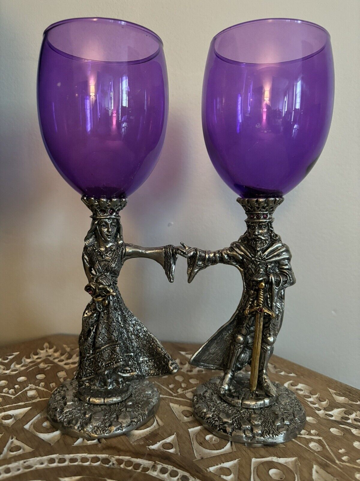Fellowship Foundry King Arthur & Guinevere Pewter Purple Goblets Glasses