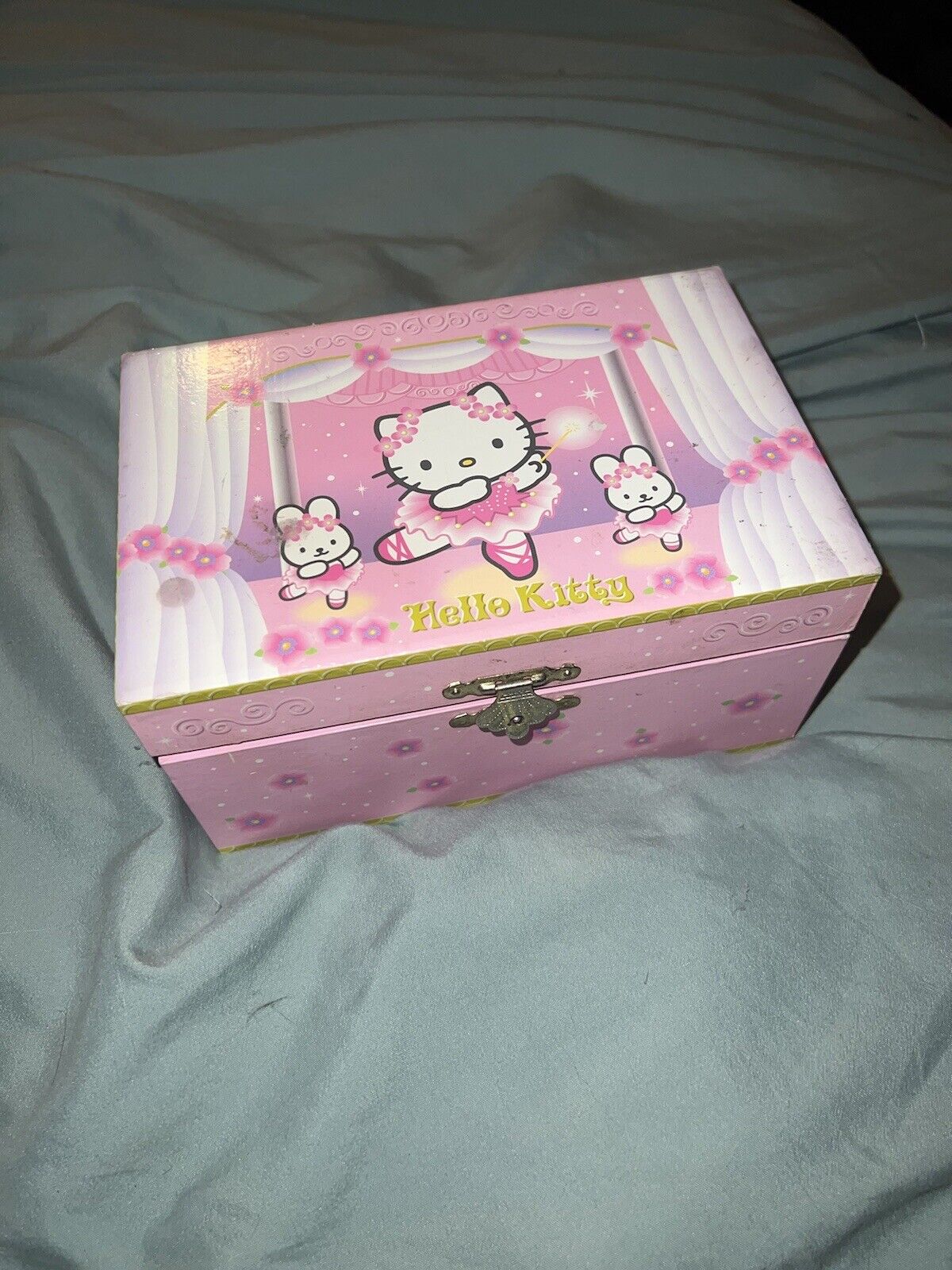 2001 Sanrio Hello Kitty Music Box Accessory Case Ballerina Kitty