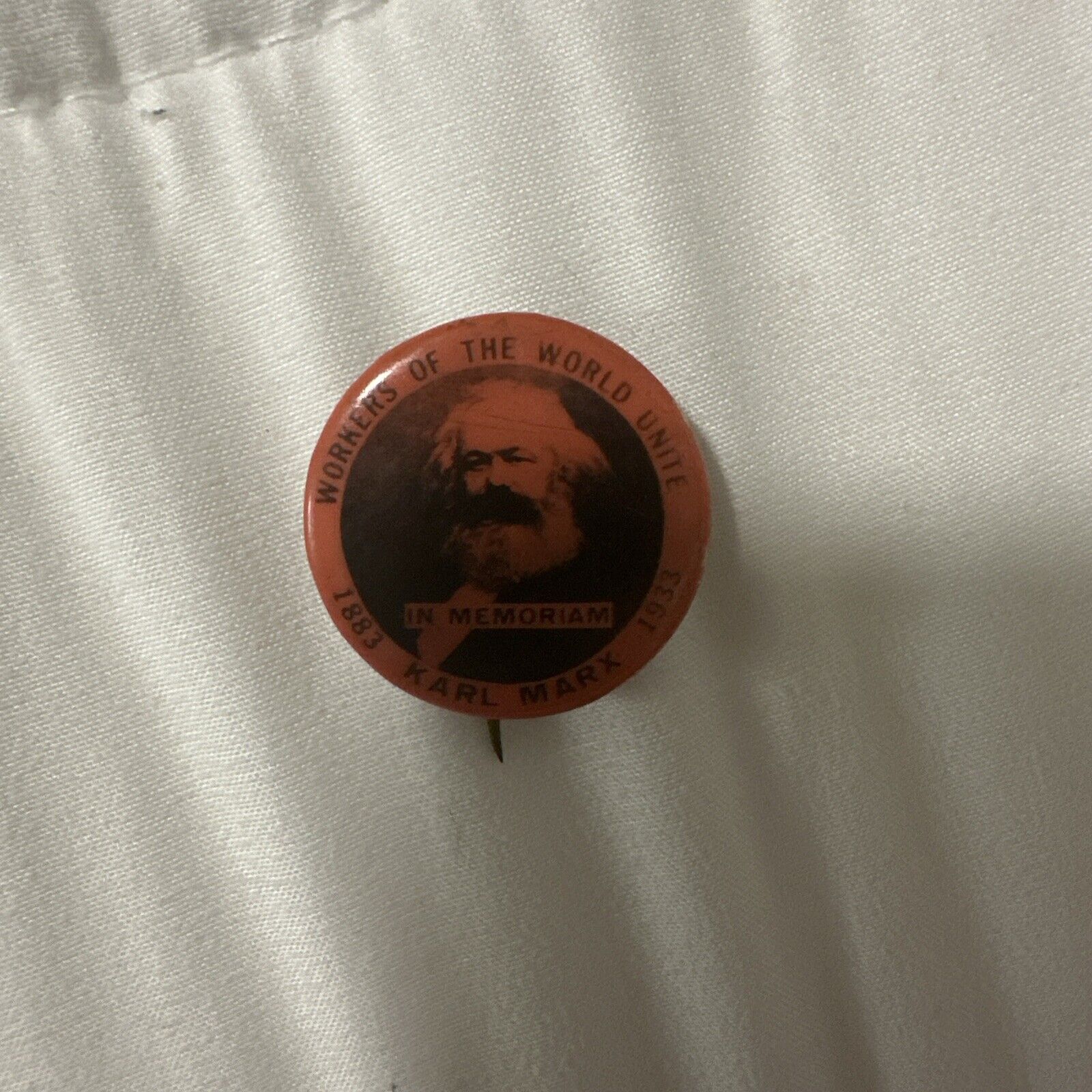Pinback Karl Marx Workers of the World Unite Socialist Communist Vintage