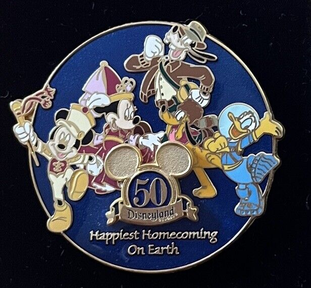 Rare 2005 Disney Pin 50th Anniversary Mickey & The Gang Happiest Home coming NOC