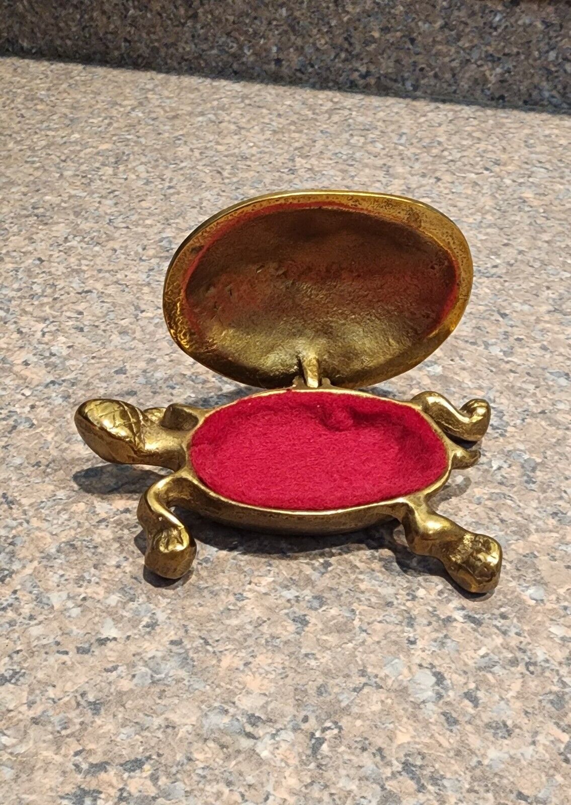 Vintage Brass Turtle Trinket Jewelry Box Red Felt Lining Ring Earrings Canada