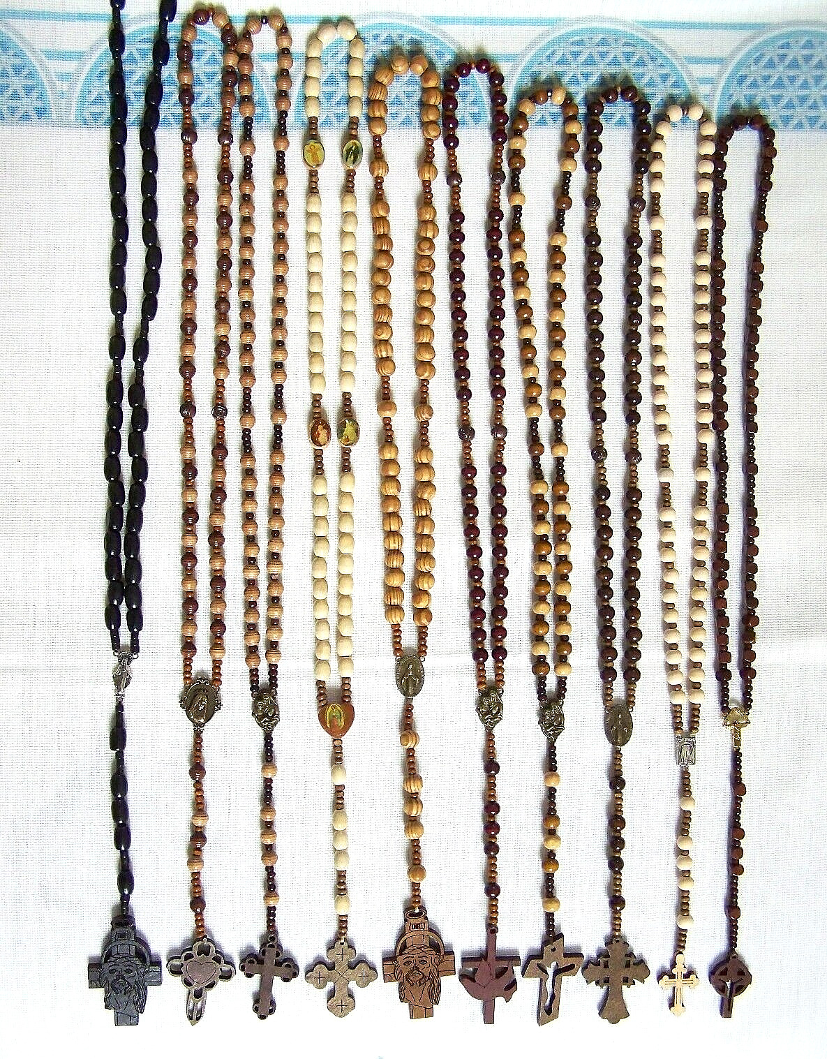 10 Pcs Set Brown Red Beige Black Wooden Beads Rosary Necklace Woodcut Cross NEW