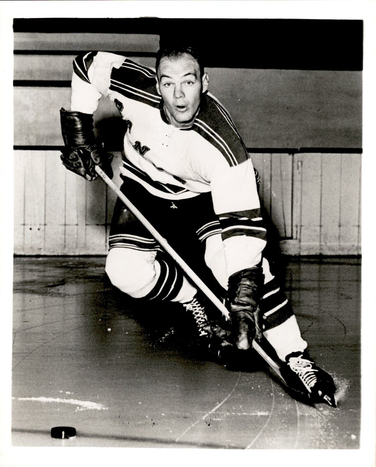 PF19 Original Photo IVAN IRWIN 1953-58 NEW YORK RANGERS NHL ICE HOCKEY DEFENSE