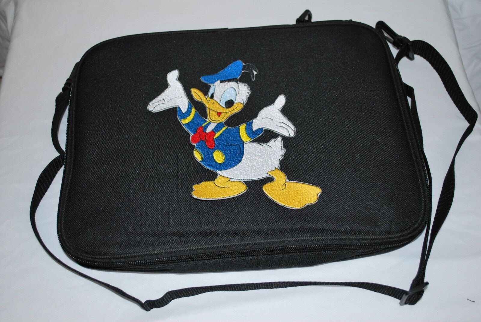 NEW Embroidery Happy Donald Duck Pin Trading Book Bag for Disney Pin Collections
