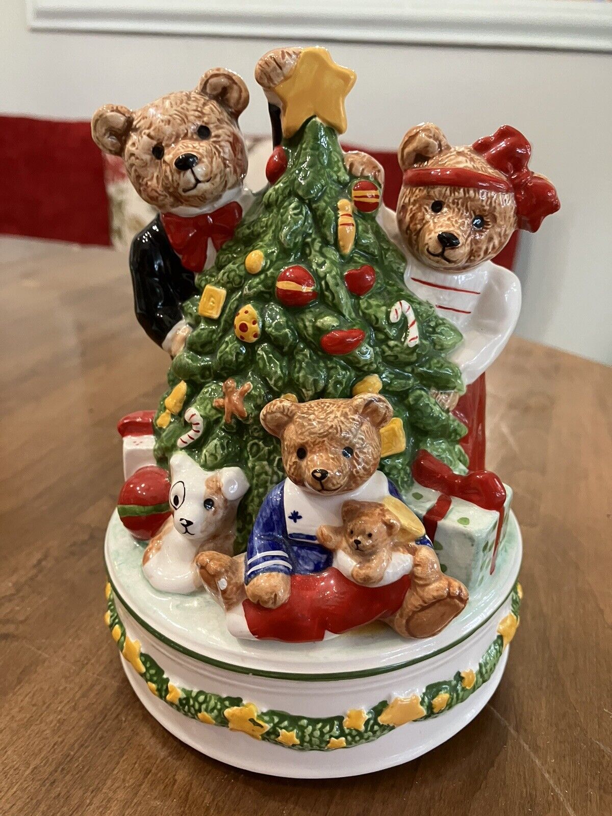 Vintage Gallery 2 Schmid Collectibles 1993 Bears Music Box Christmas Works Great