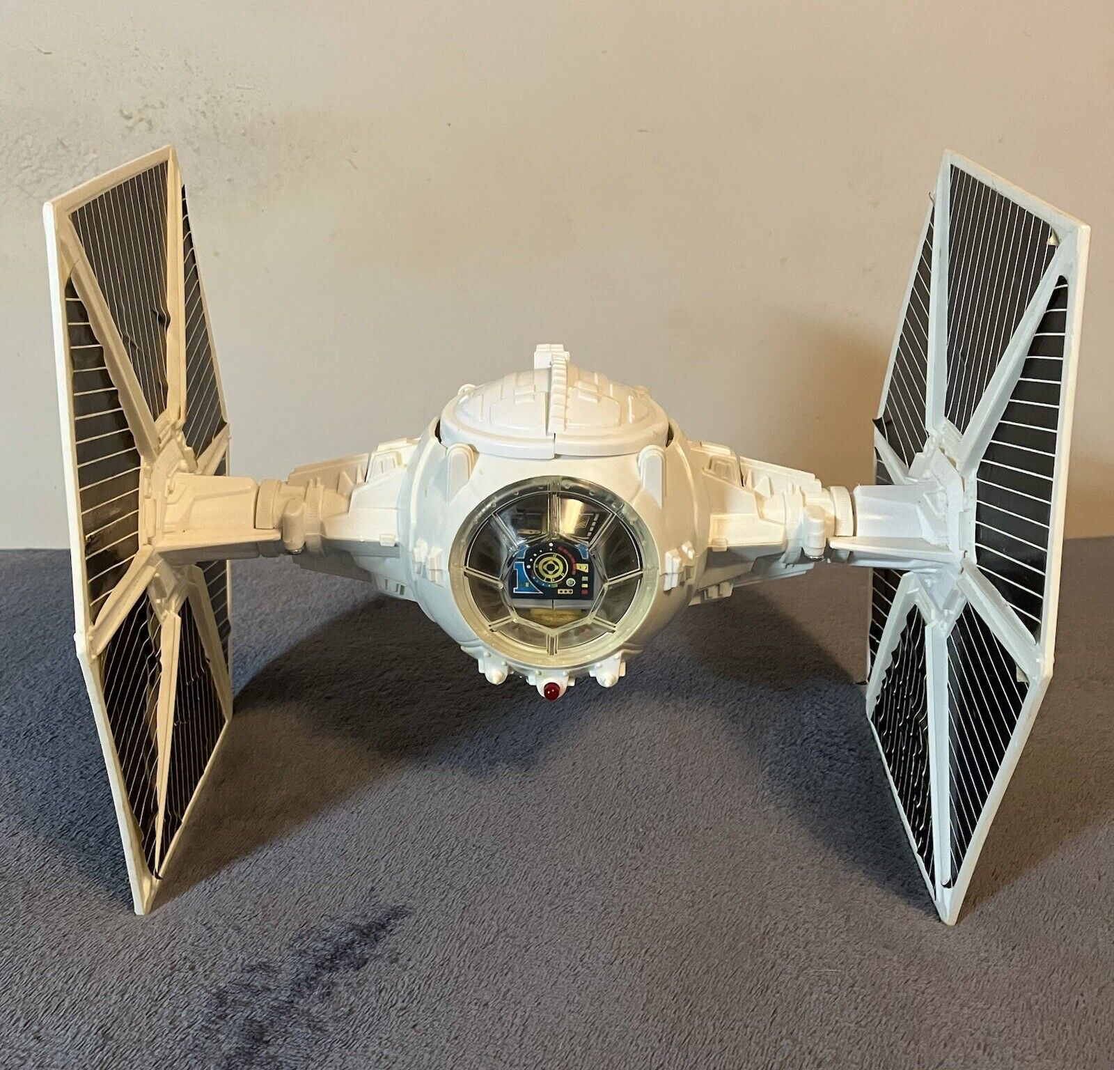 Star Wars Vintage 1978 Complete Tie Fighter with Working Sound and Light 