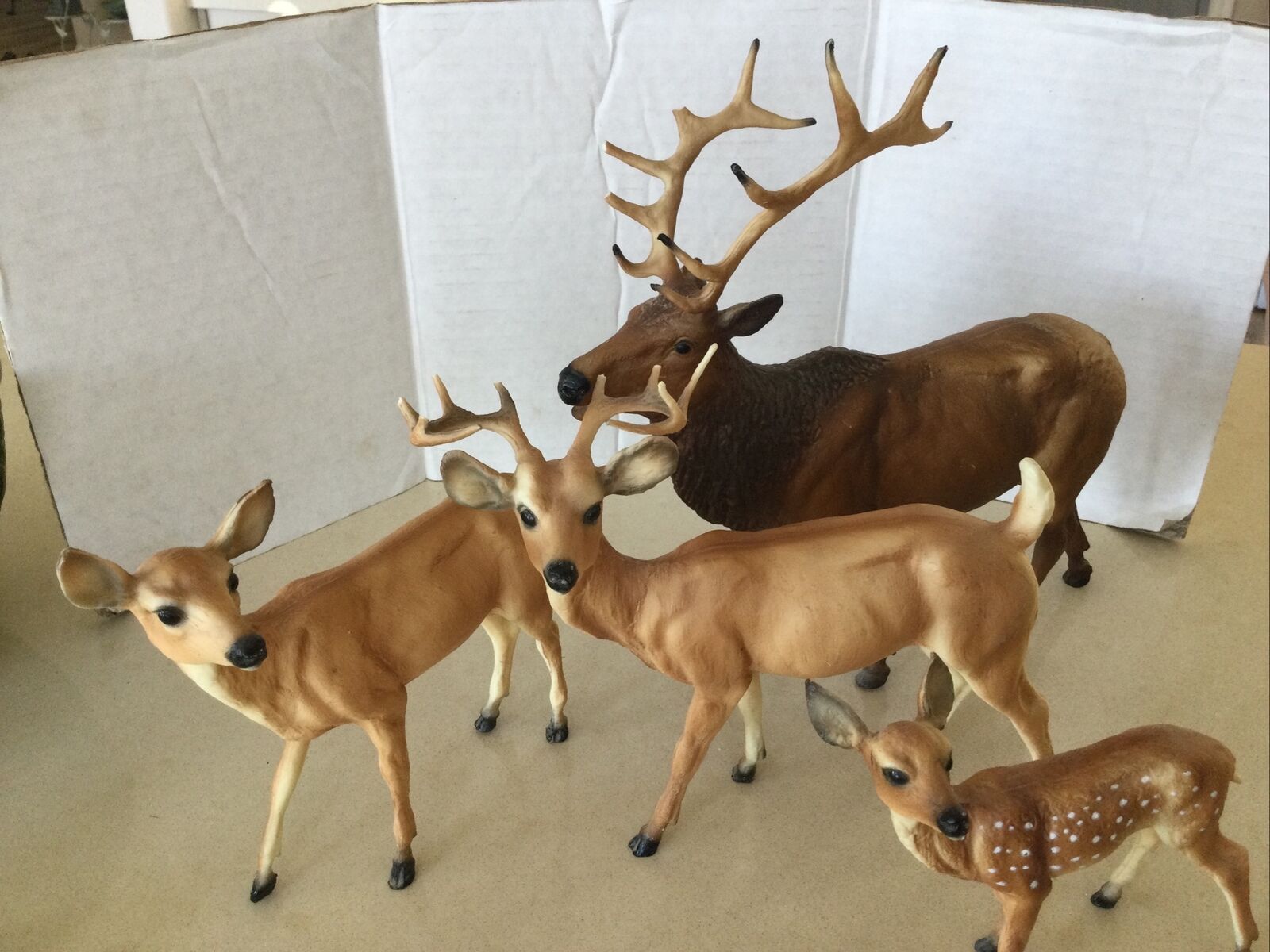 Vintage Deer Family Figurines.