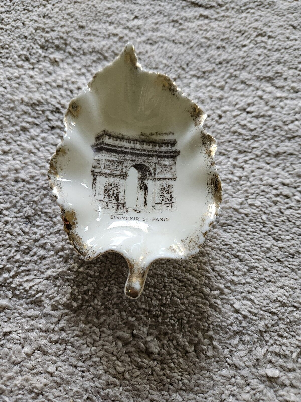 French Limoge Ivory Porcelain Leaf Souvenir Dish Arc De Triomphe Paris