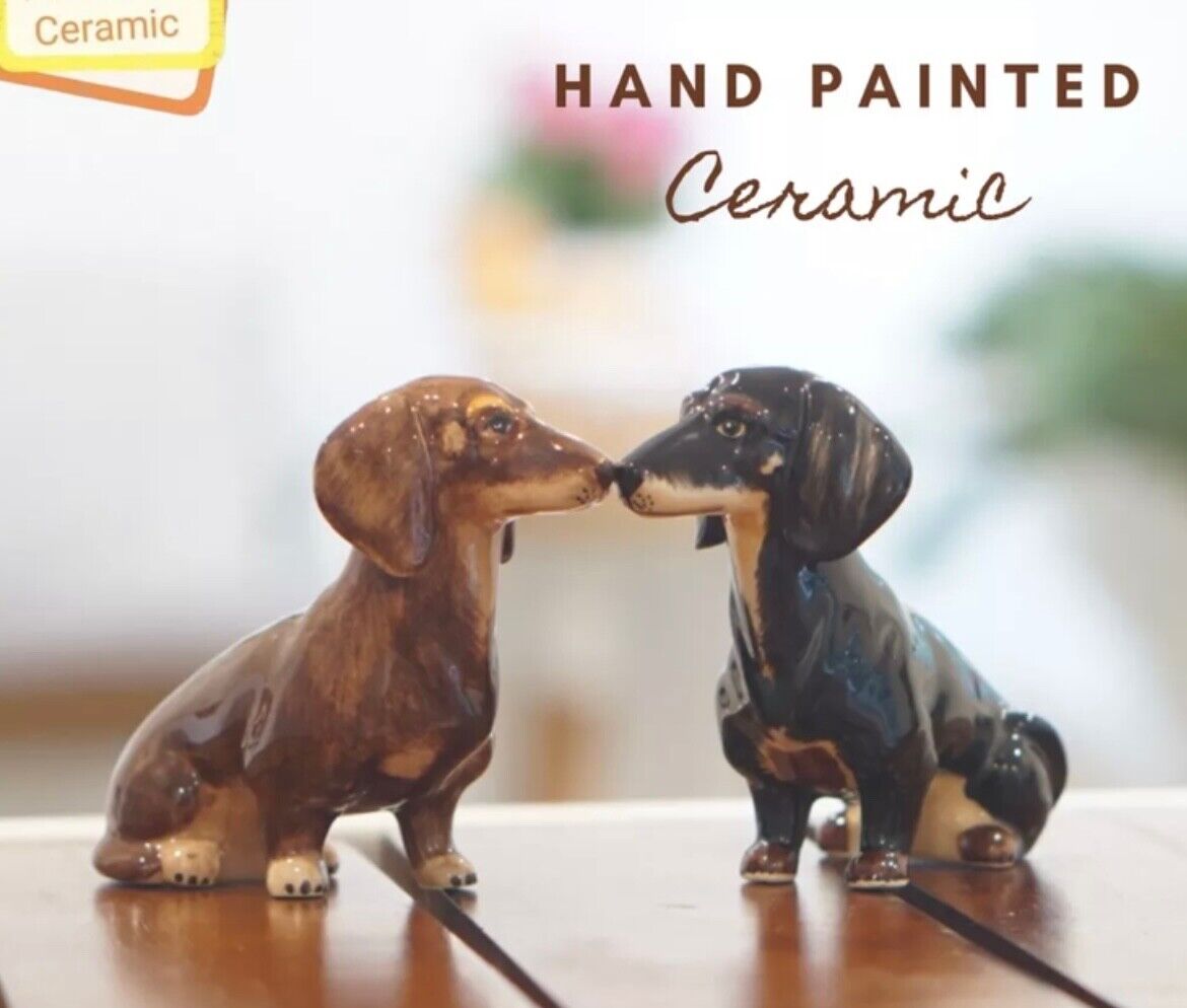 SET Salt&Pepper Shaker Ceramic DACHSHUND Dog Figurine Hand Painted Home Decorate