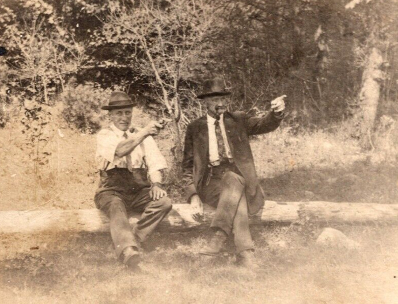 1918-1930 RPPC Men Sit On Log Man Points Gun At A Buck Classic Fashion Postcard