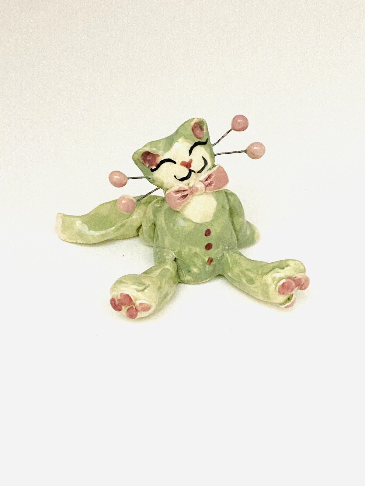 Rare Amy Lacombe Miniature Green With Roses Sitting Kitty Cat Estate