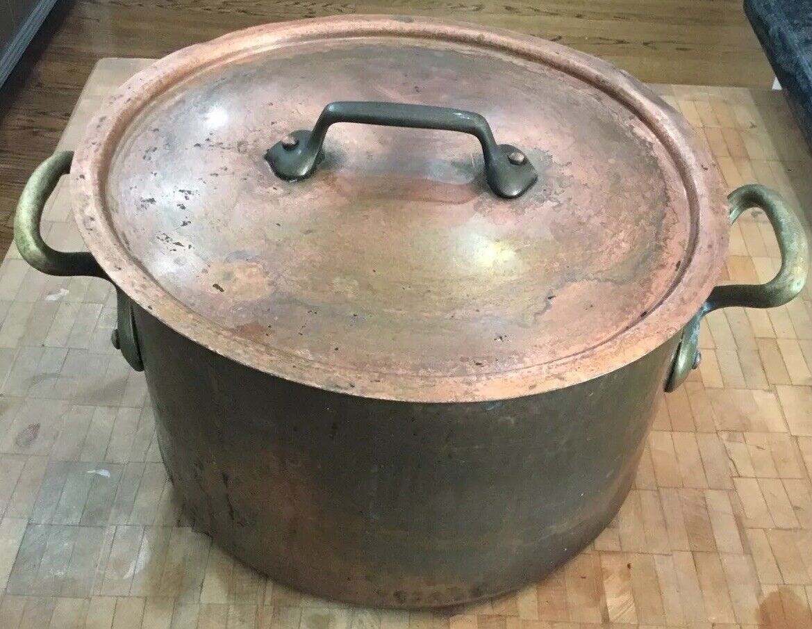 Large Antique French Copper hammered Bassine à Ragout pot With lid 13 Lbs
