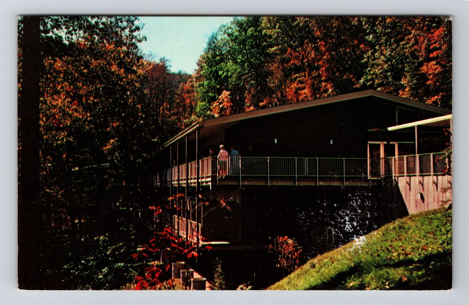 Slade KY-Kentucky, Hemlock Lodge, c1970, Vintage Postcard