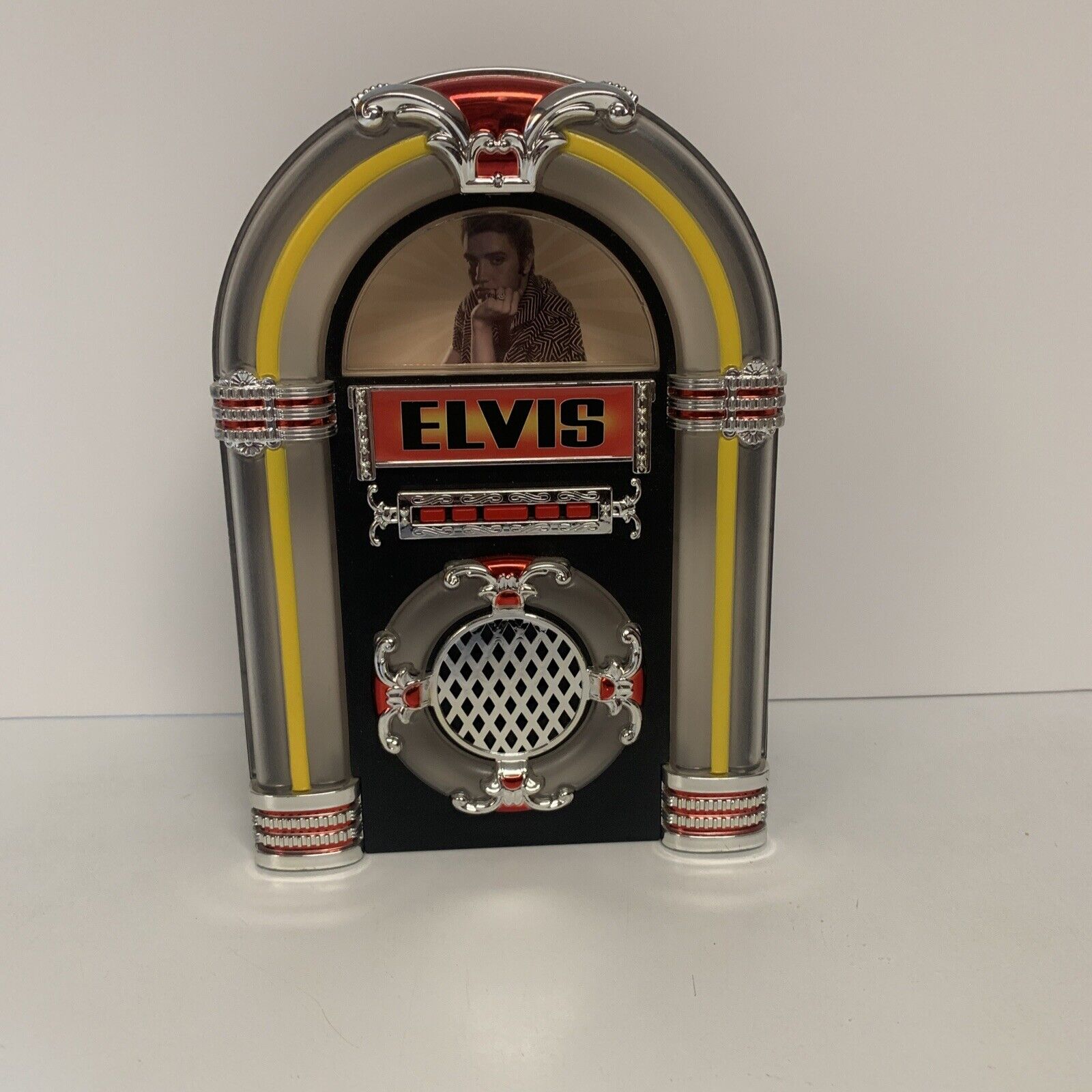 2015 Elvis Presley Tabletop Jukebox W/ Lights& Music