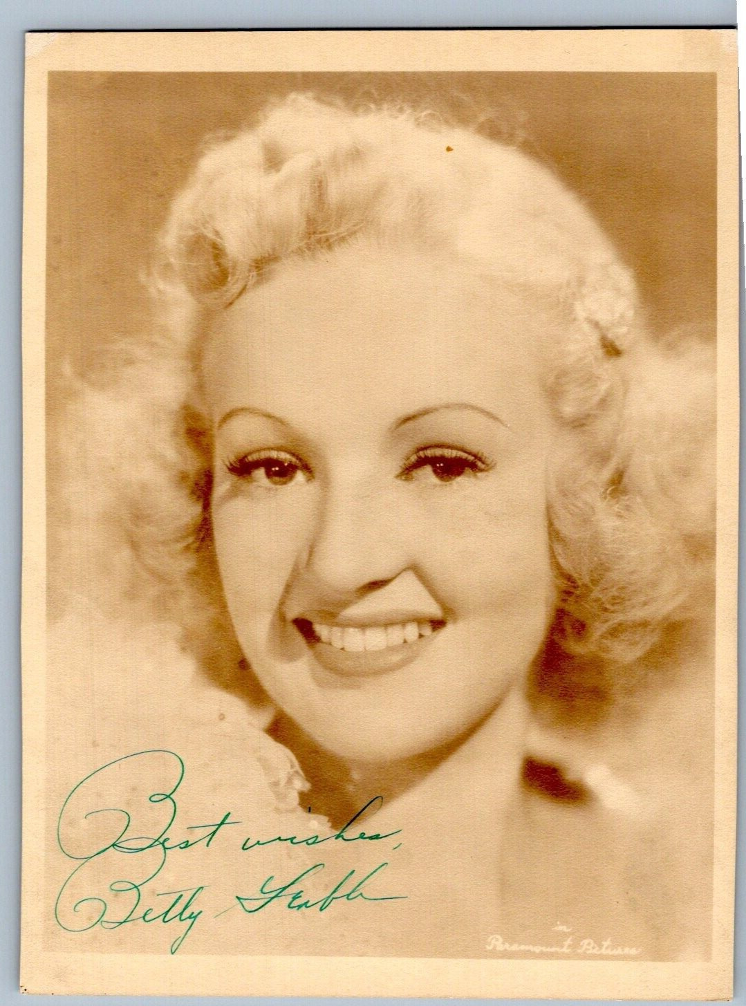 ORIGINAL BETTY GRABLE SIGNED 5X7 PHOTO