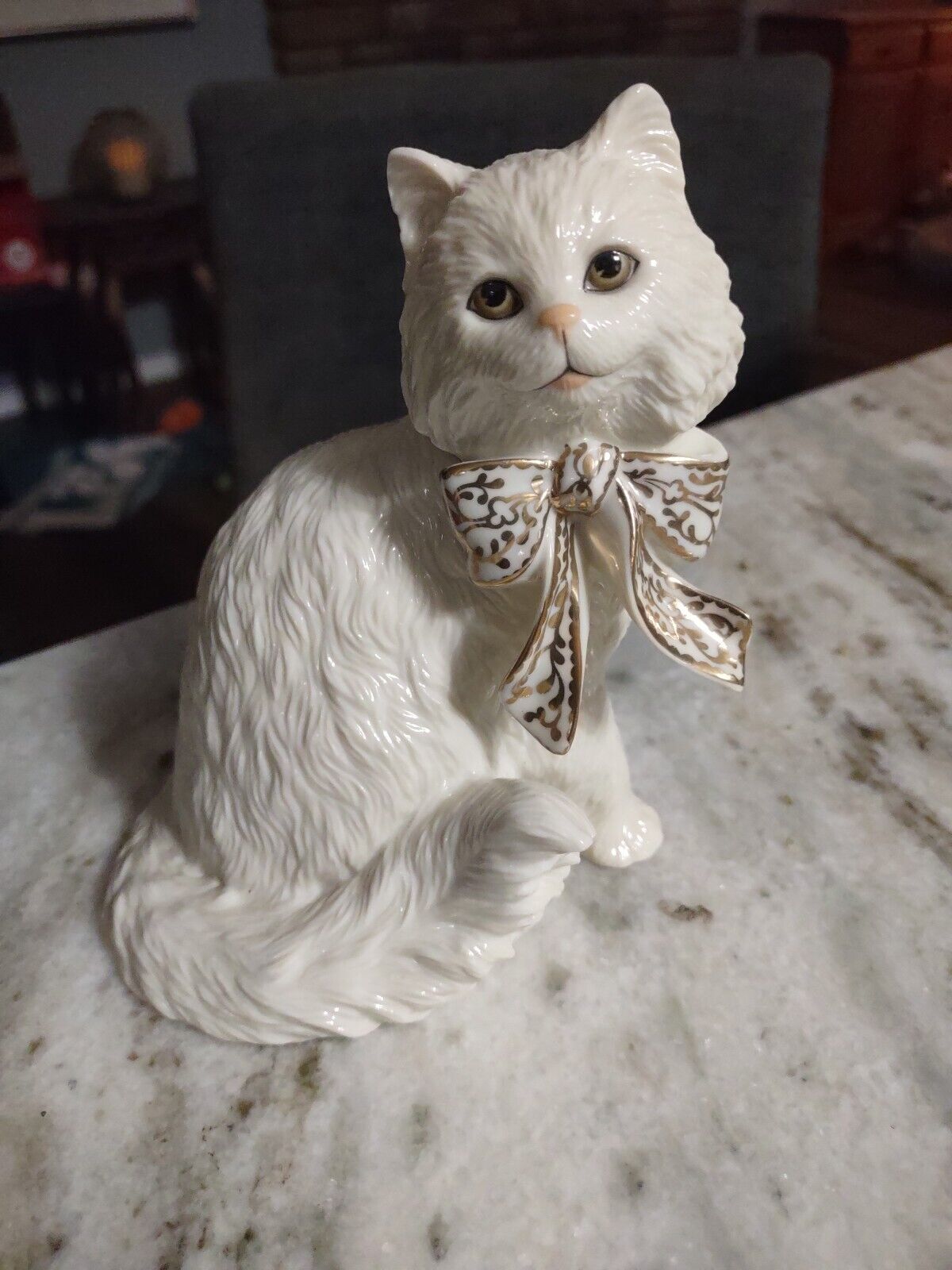 LENOX Sitting Pretty Cat Kitten Figurine 24kt Gold Accented Bow Retired