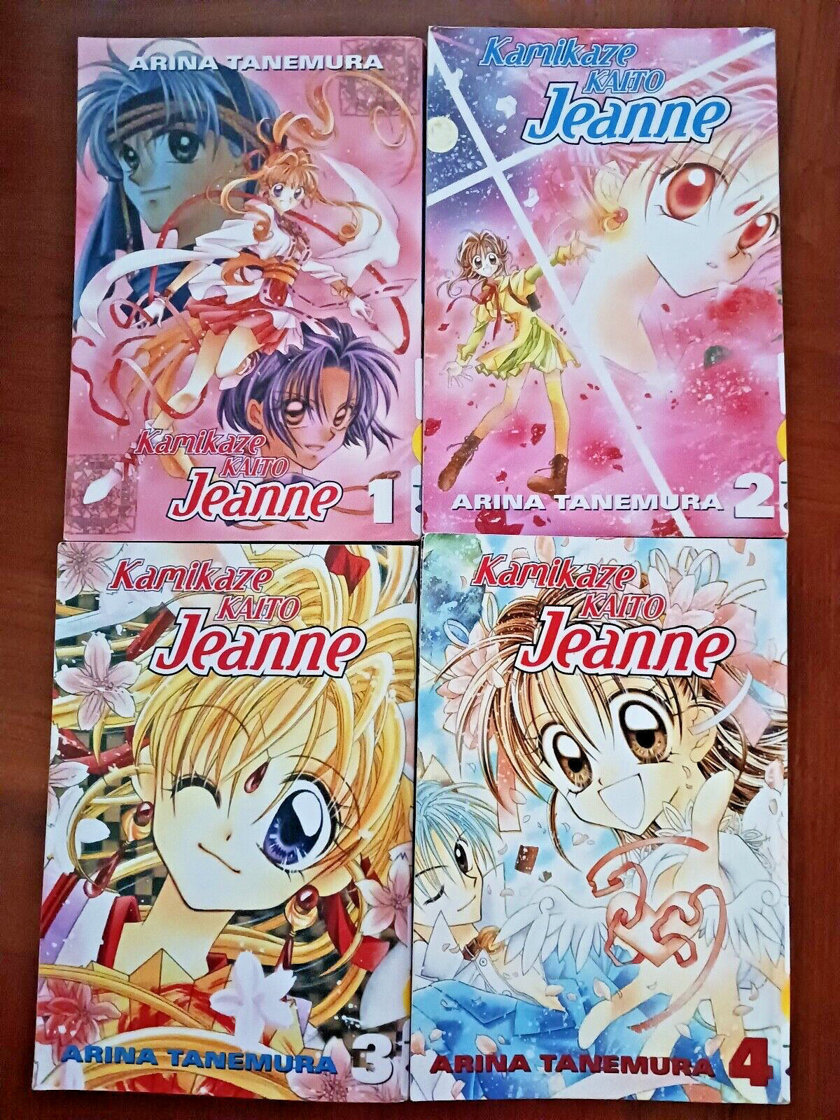 Kamikaze Kaito Jeanne Lot of 4 Volumes 1, 2, 3, 4  by Ariana Tanemura Ex Library
