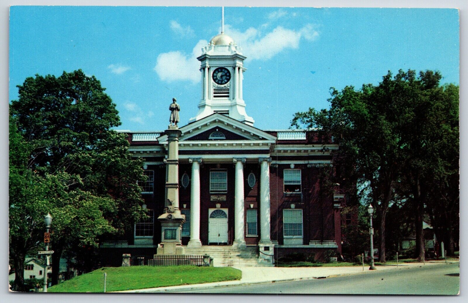Postcard City Hall Meriden The Silver City Connecticut Unposted