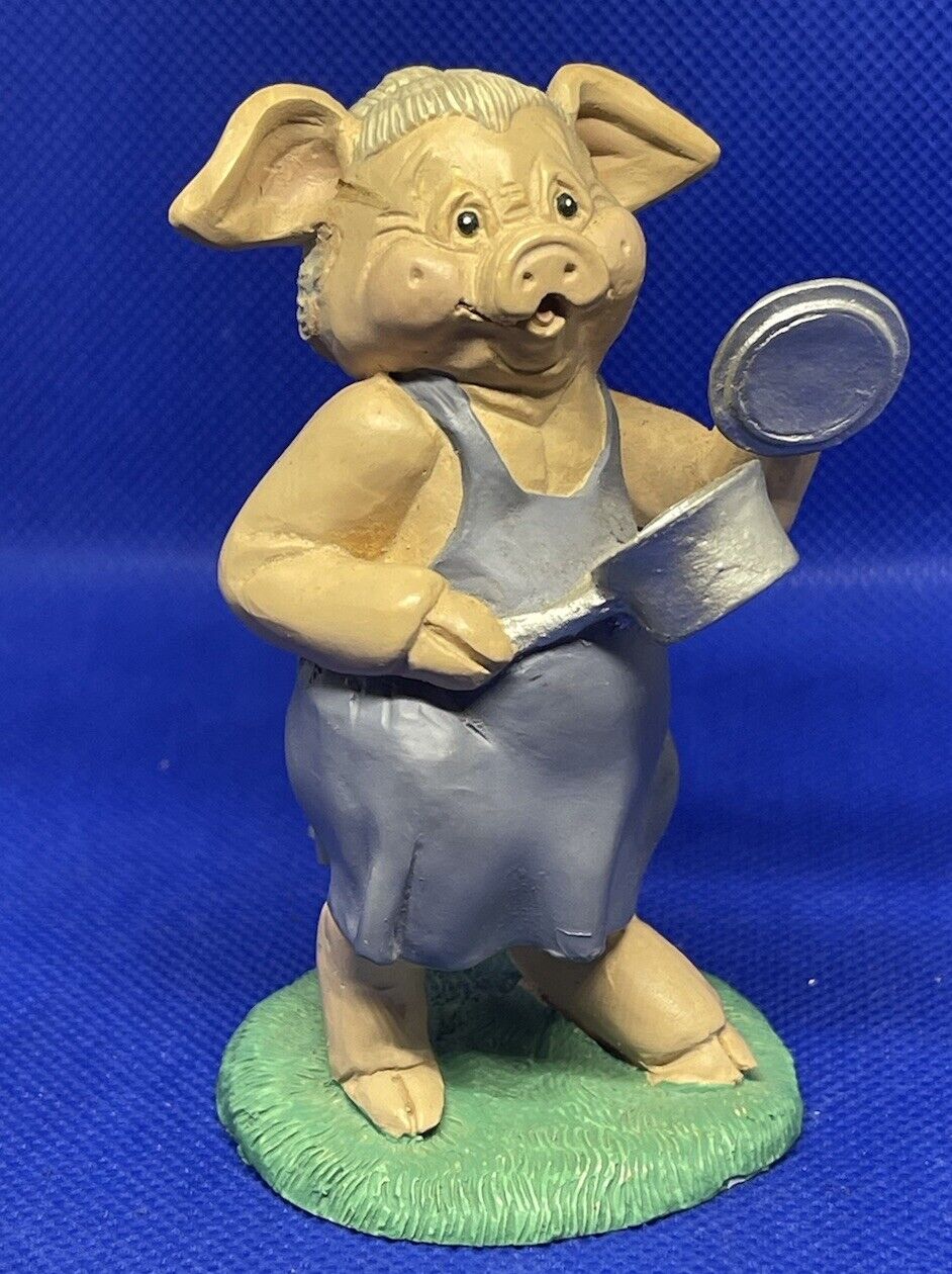 Vintage~Pig Sow With A Pot Of Corn & A Bun In Her Hair~1991~by Kathy Wise