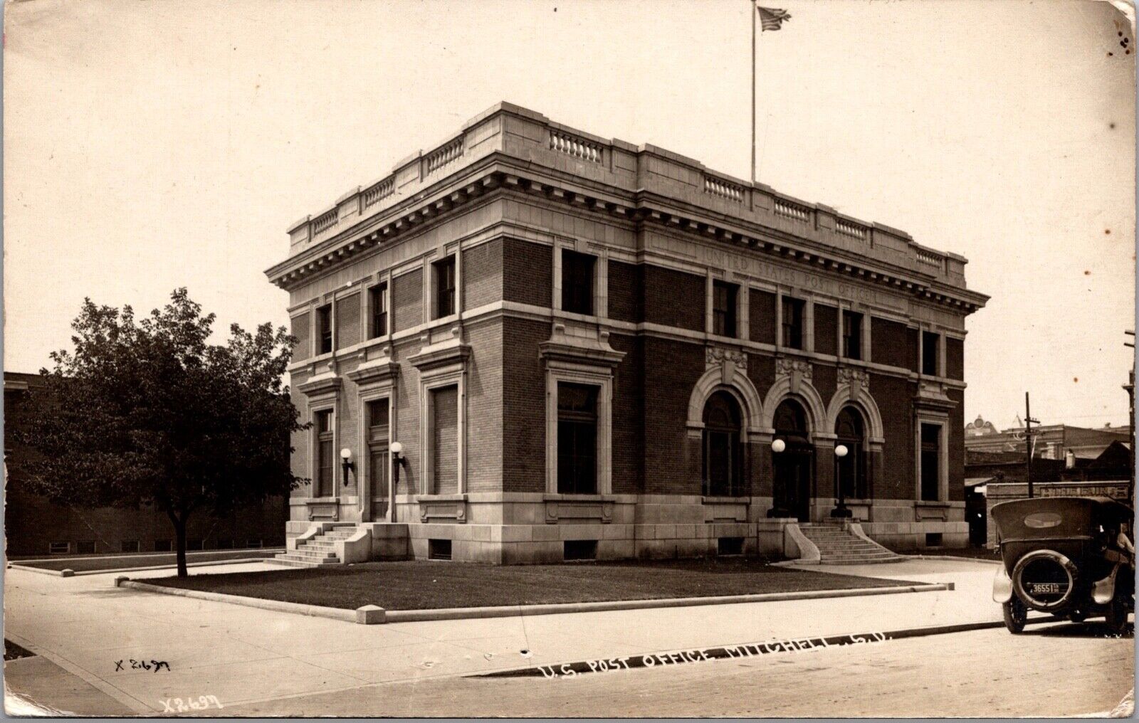 Real Photo Postcard U.S. Post Office in Mitchell, South Dakota~1302