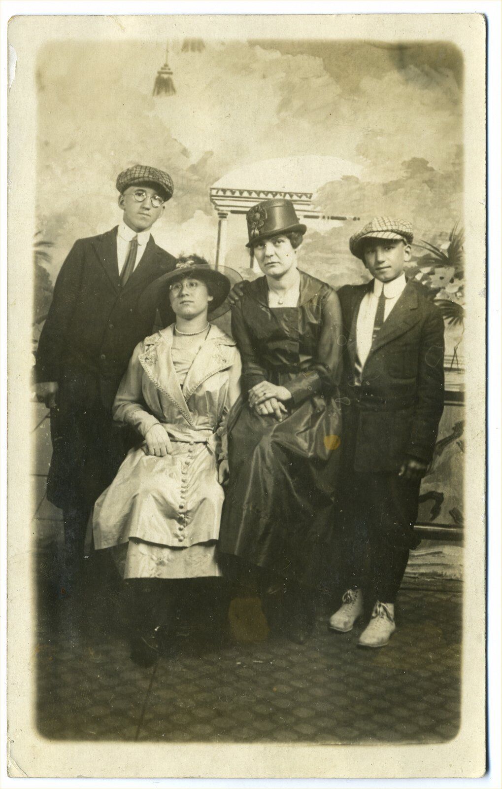 RPPC Real Photo  Postcard Family Photo pre 1920  A-10