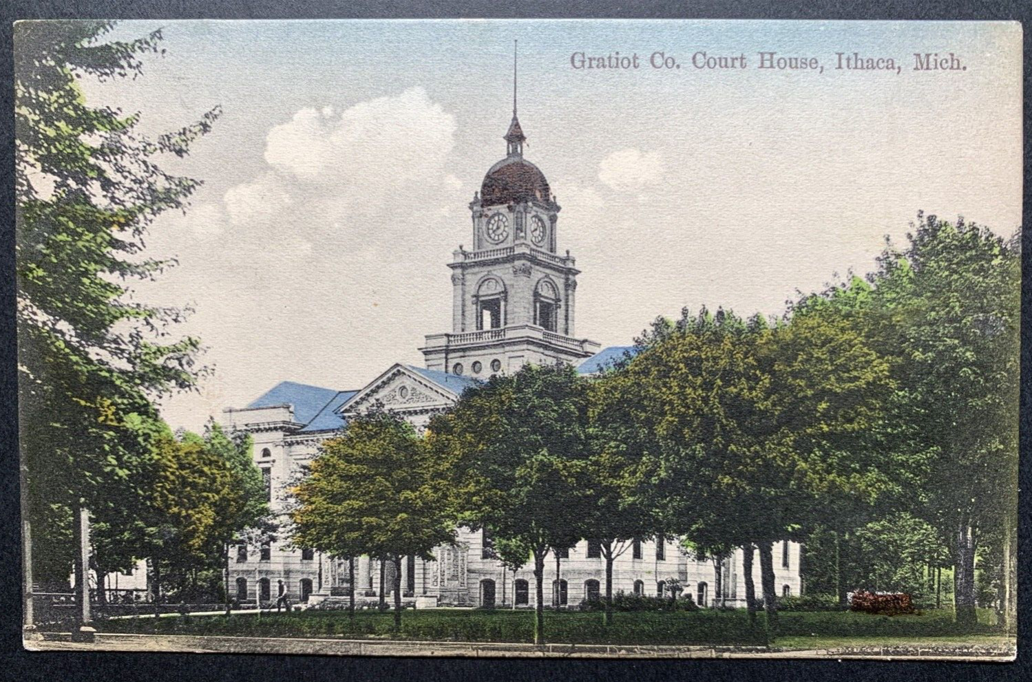 Postcard Ithaca MI - Gratiot County Court House