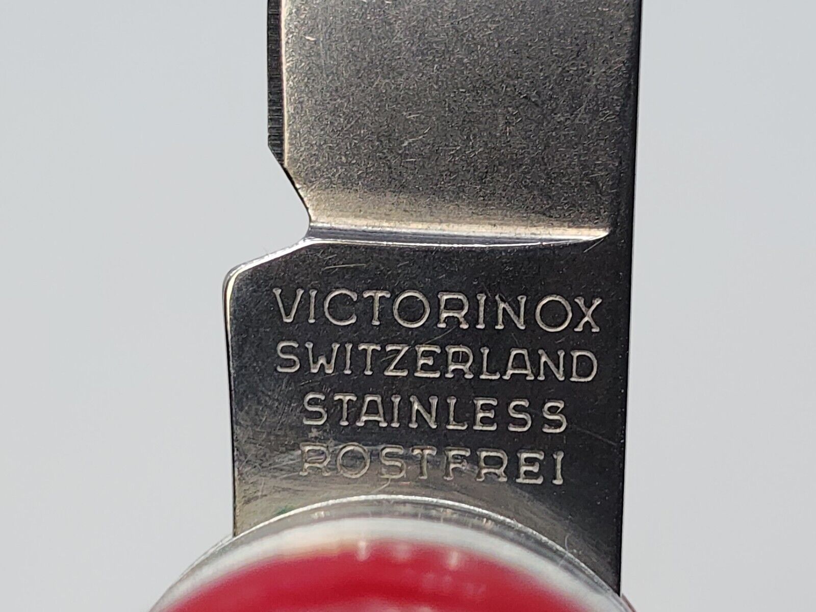 Vintage VICTORINOX Officier Suisse Rostfrei Swiss Army Red Knife w/ Case