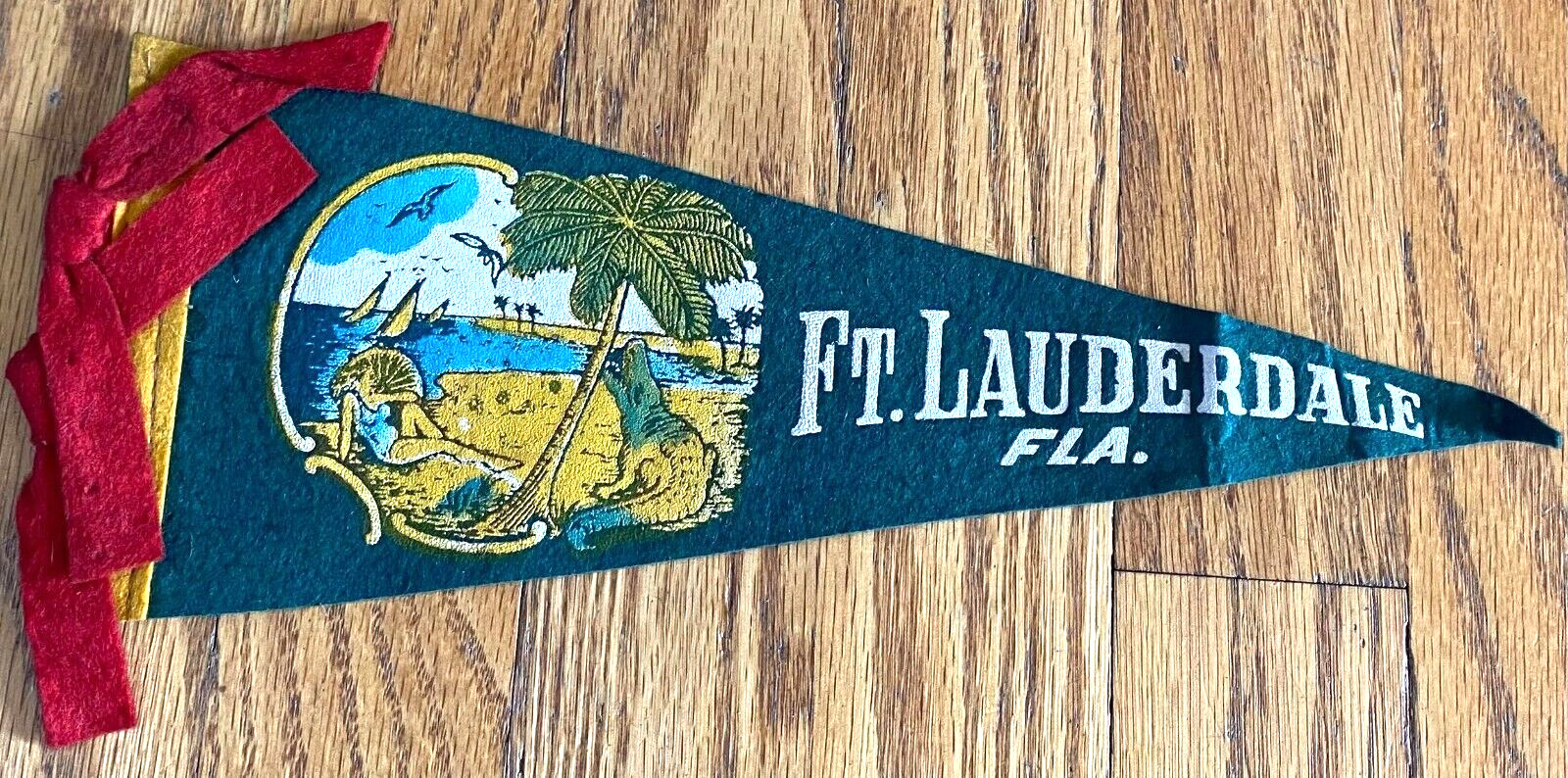 Vintage Ft. Lauderdale Florida Beach Green Felt Pennant Flag 12x4.5 HTF