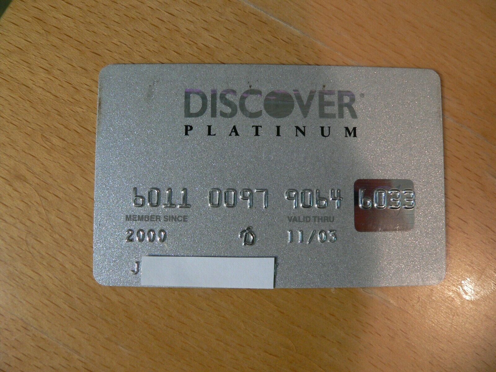 Vintage Discover Platinum Credit Card Expired in 2003