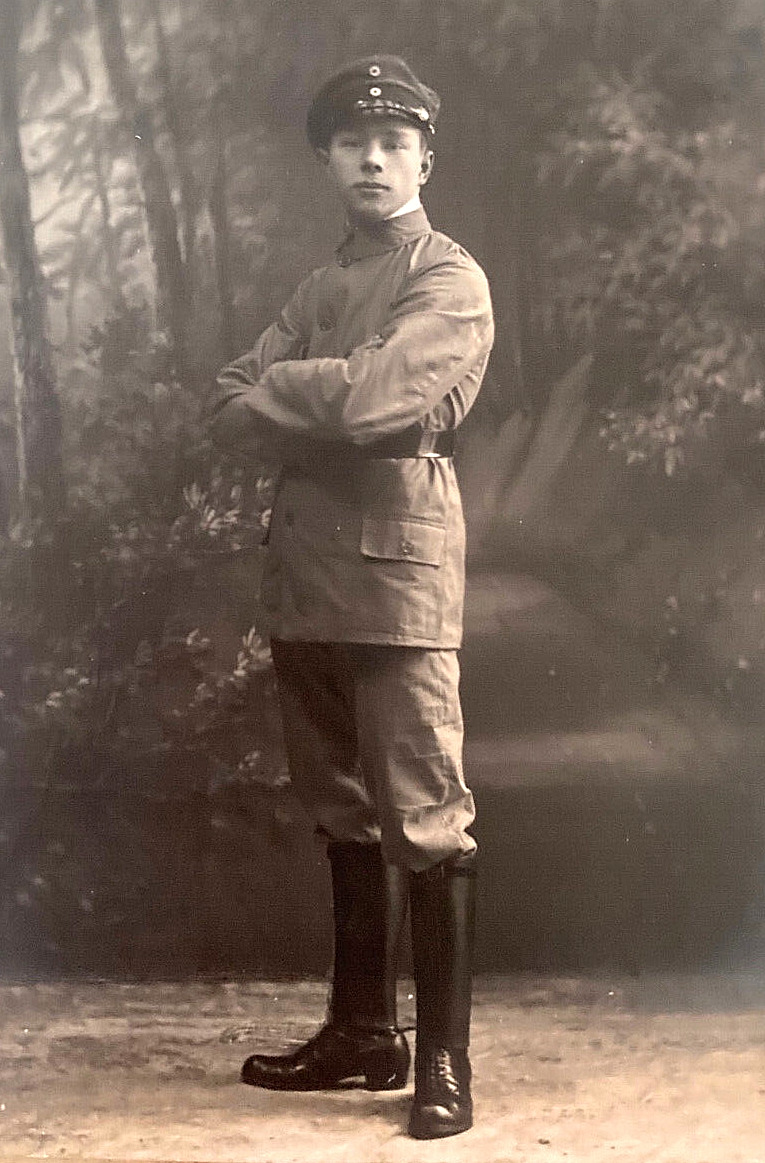 RARE POST WW1  GERMAN STAHLHELM MEMBER EARLY 1920's PHOTO POSTCARD RPPC