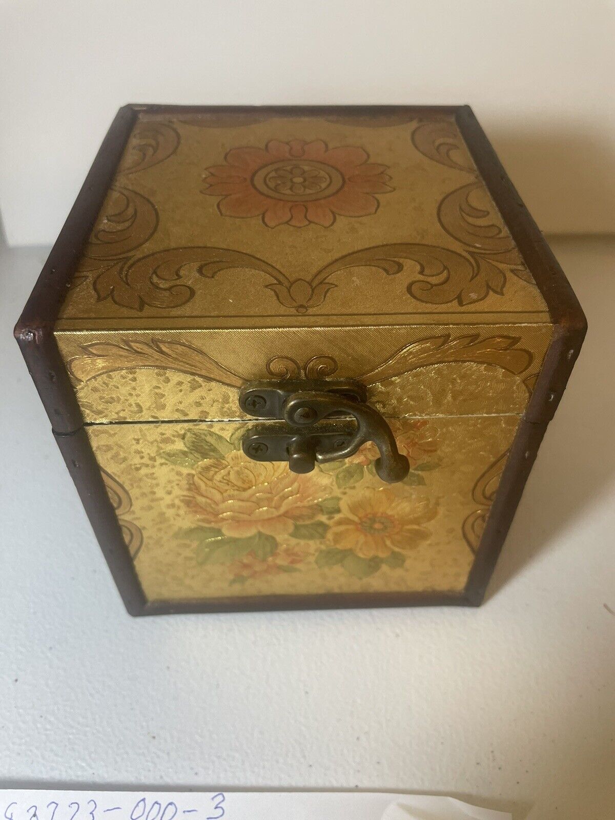 Vintage Italian Gold Gilt Hinged Box ornate Gilded Flowers Gorgeous Dark Wood