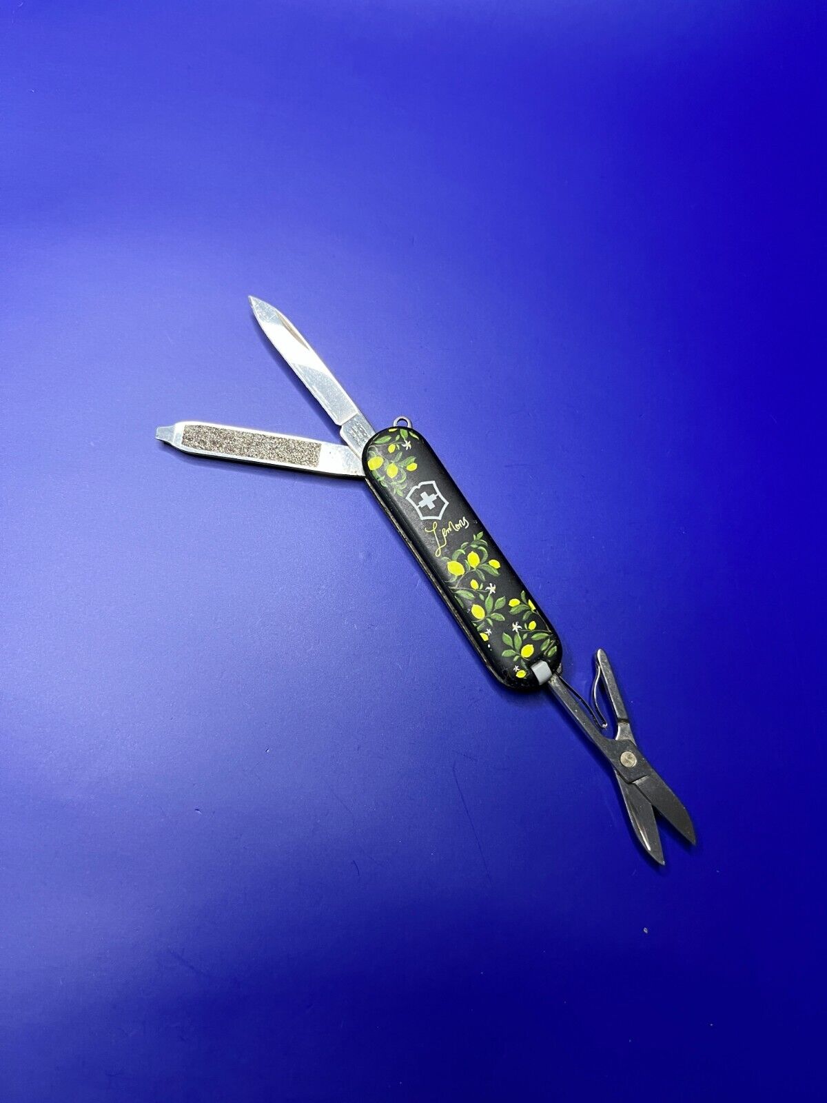 VICTORINOX CLASSIC SD Limited Edition 2019 When Life Gives You Lemons