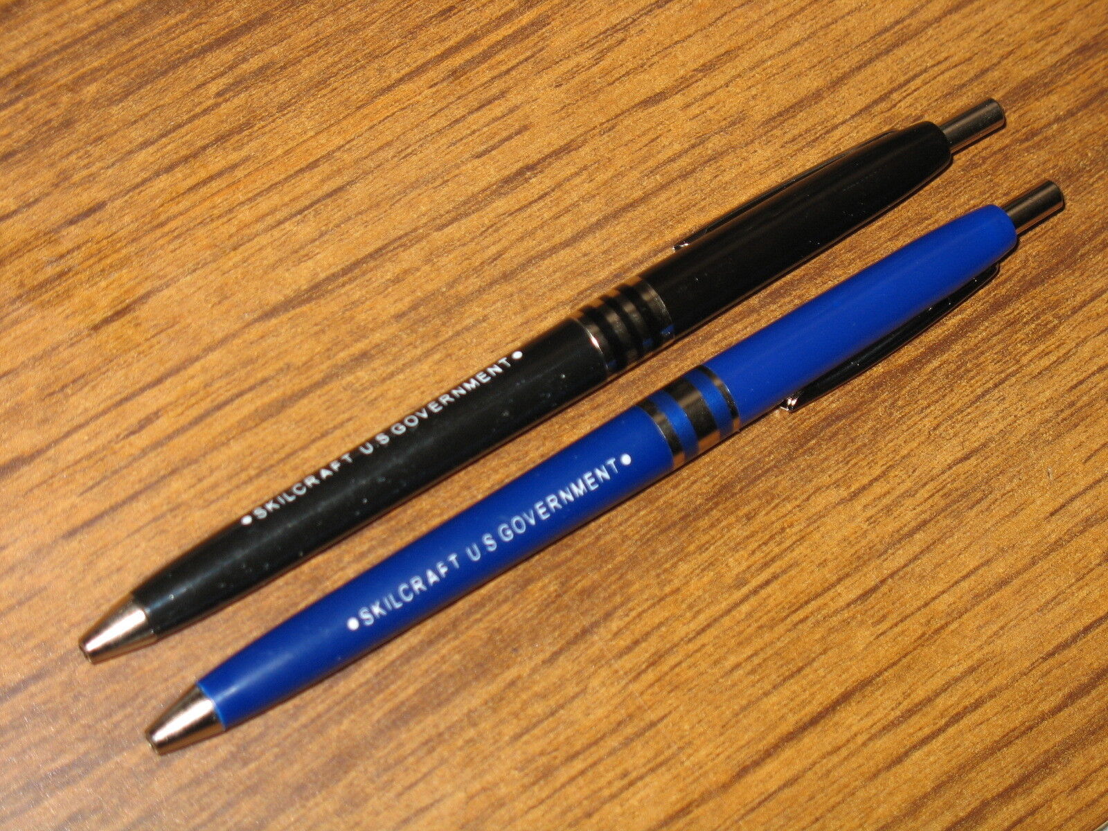 NEW (2) Skilcraft US Government (1) Black (1) Blue Ballpoint Ball-Point PENS
