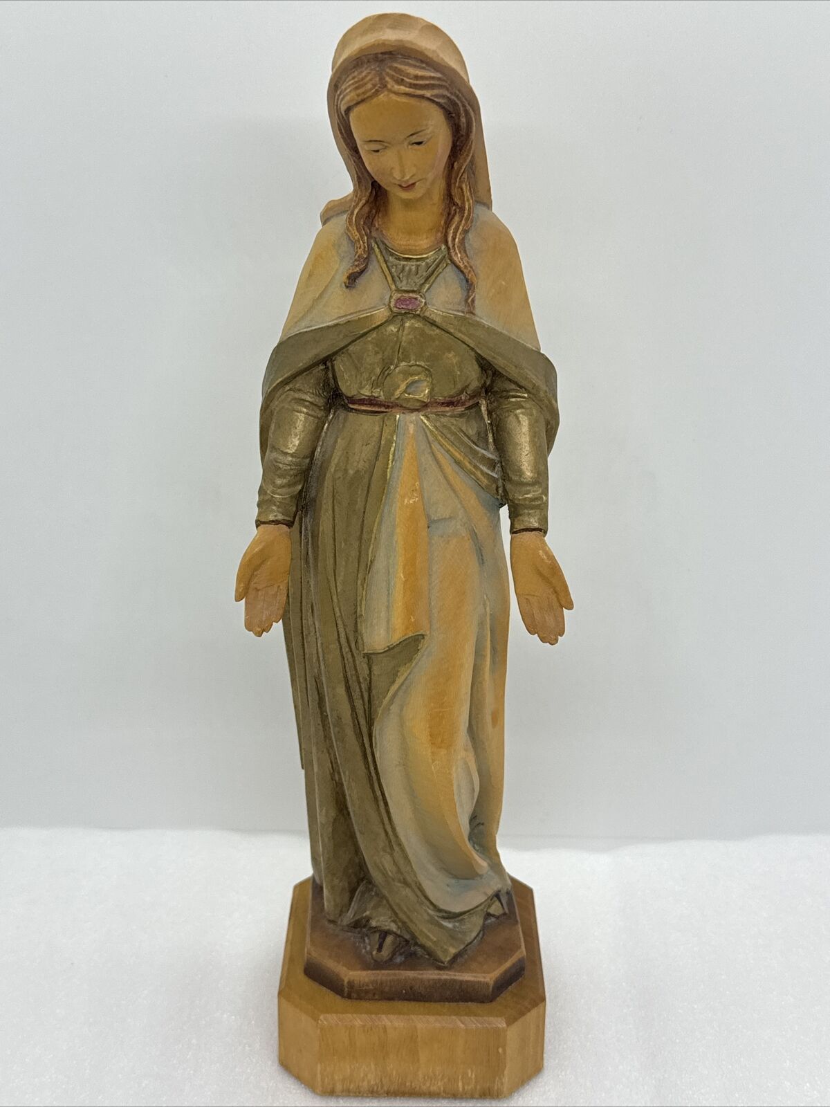 Vintage 10.5” ANRI Hand Carved Wood Our Lady of Grace | Made in Italy Very Nice