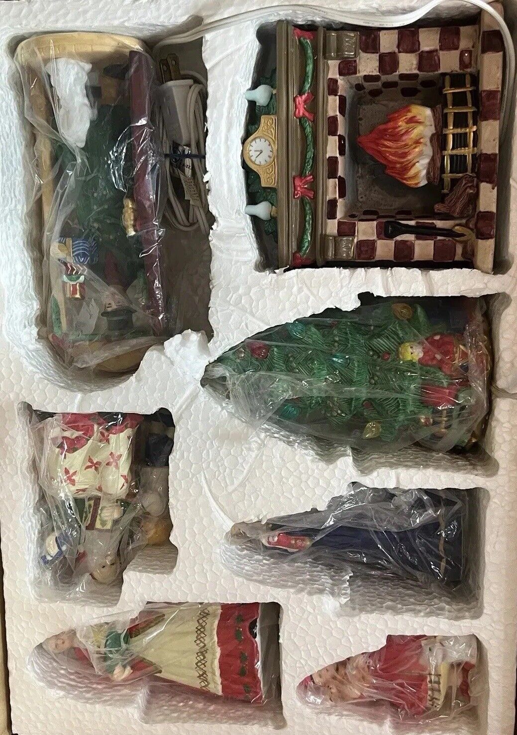 Vintage Lillian Vernon Christmas Family Scene Collection Lighted Fireplace Tree