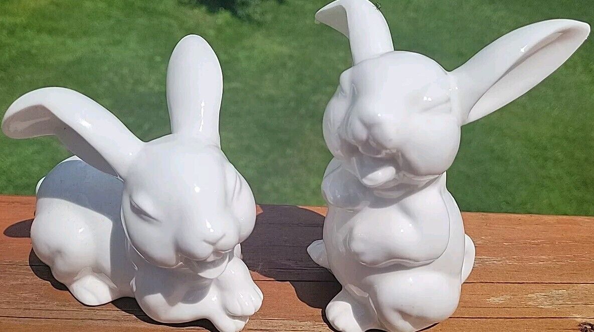 VTG Set of Bone China White  Rabbits Bunnies Easter Taiwan \