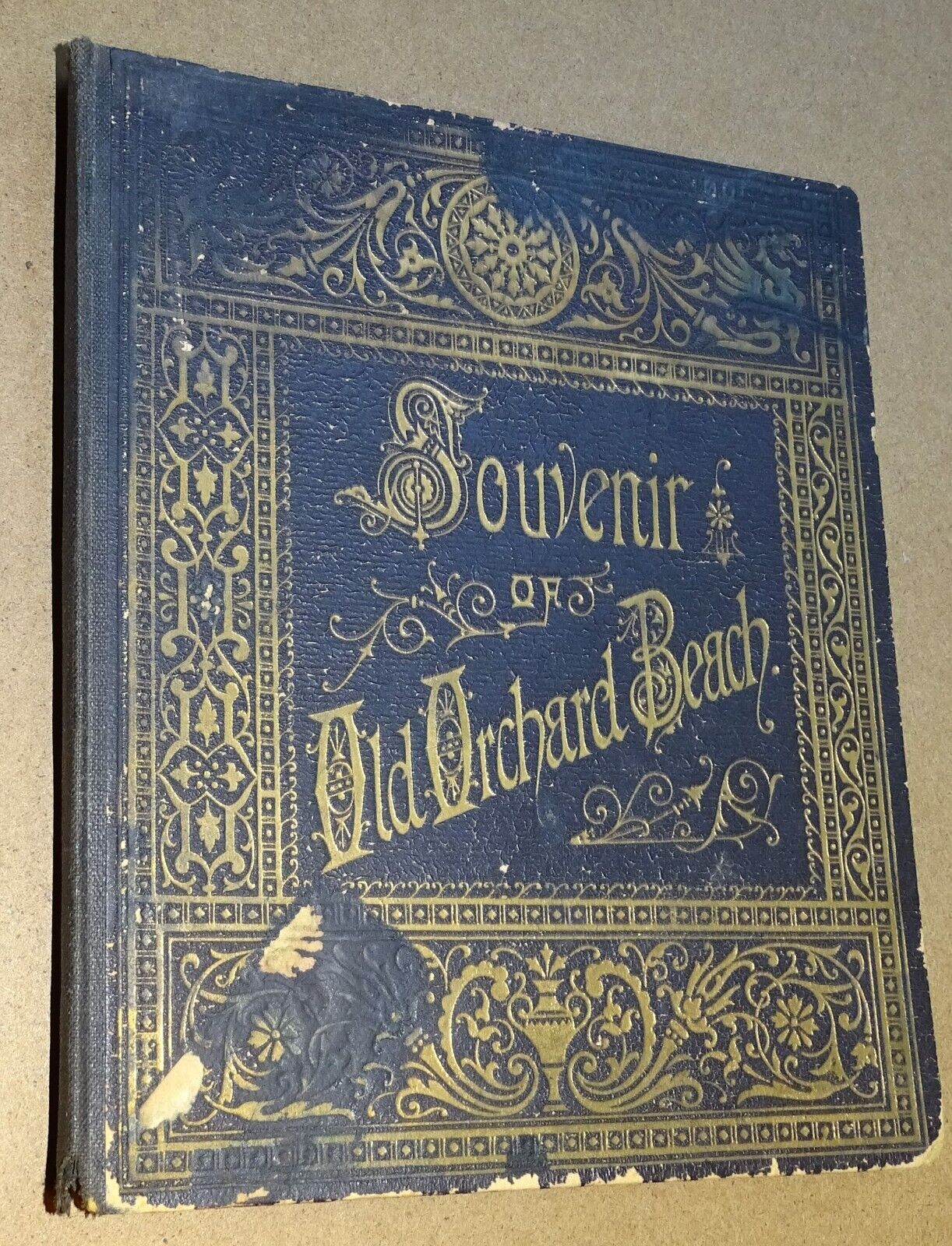 Souvenir of Old Orchard Beach - Chisholm Bros / Chis Frey Fold-Out (circa 1890s)