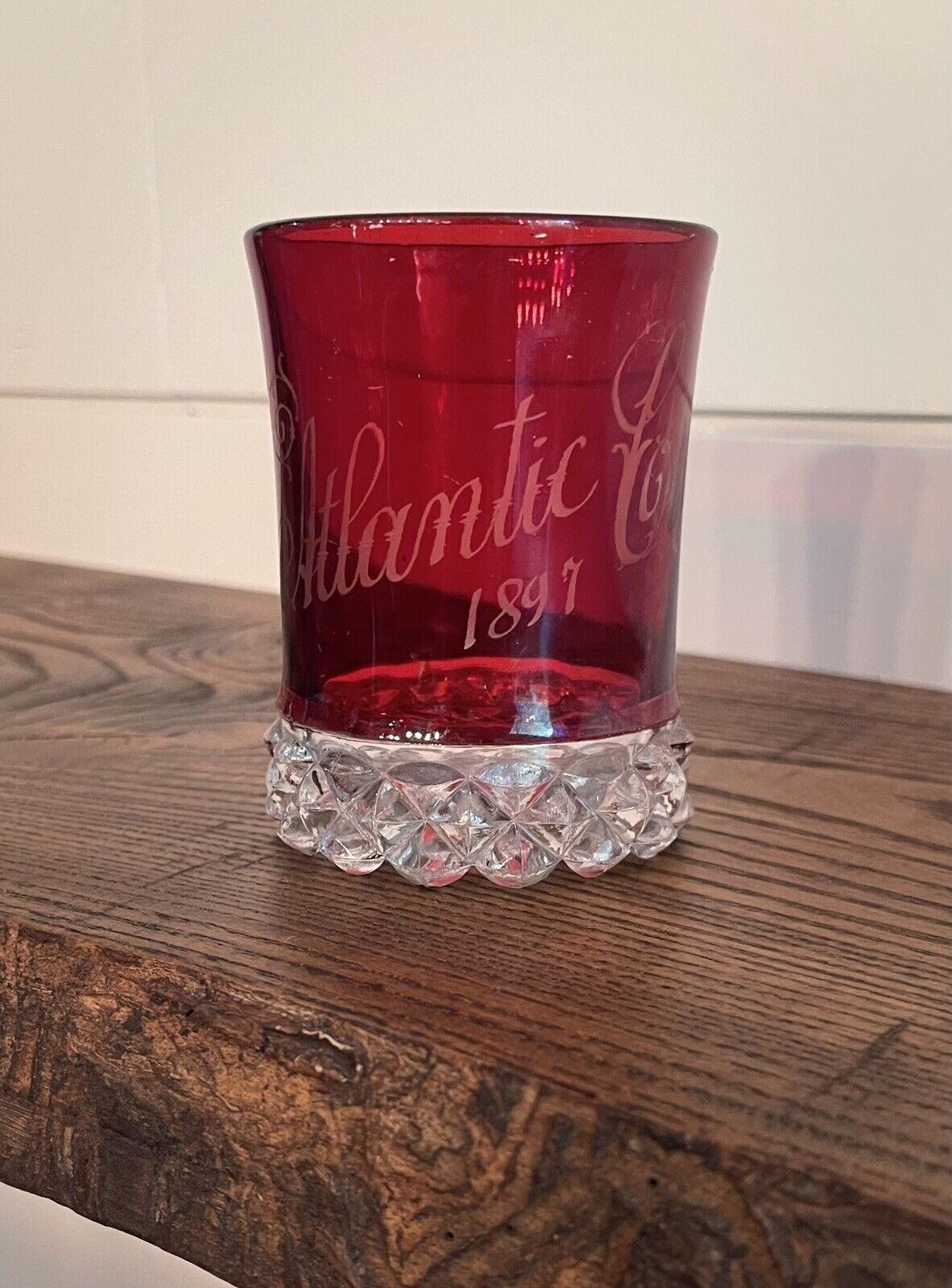\'Atlantic City 1897\' Souvenir Kings Crown Ruby Red-Flashed Glass Tumbler