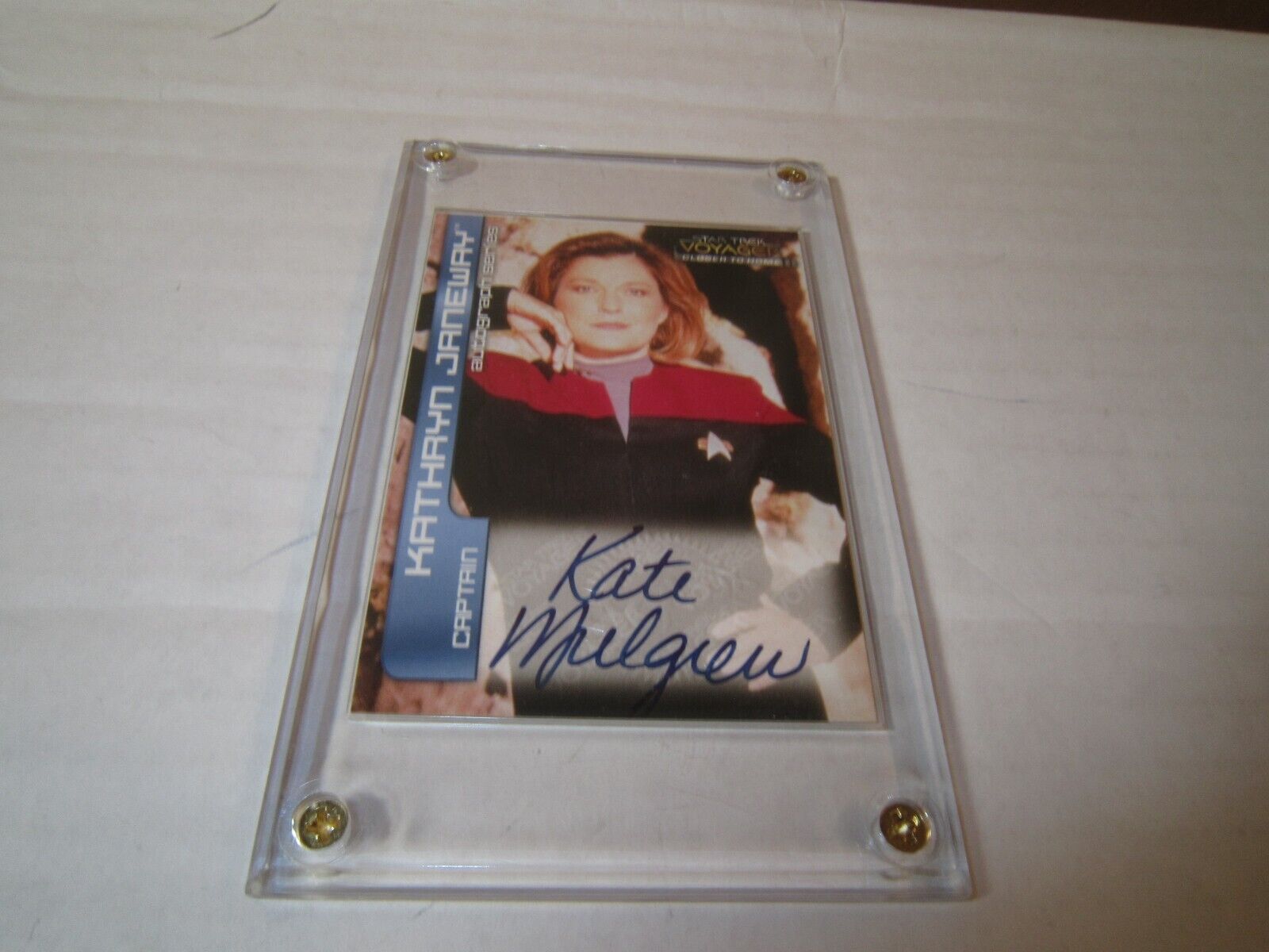 STAR TREK Voyager Closer to Home Autograph A1 Kate Mulgrew as Capt. Janeway
