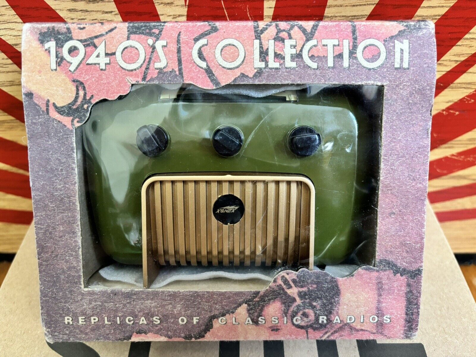 1940’s REPLICA Classic AM/FM Radio Art Deco