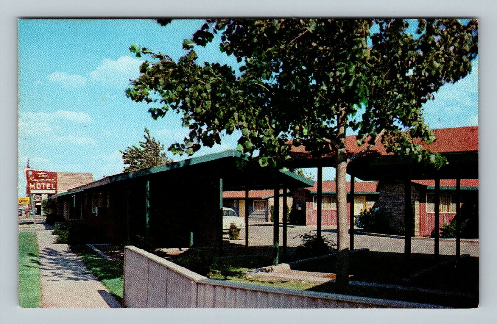 Seminole TX, The Raymond Motel, Texas Vintage Postcard